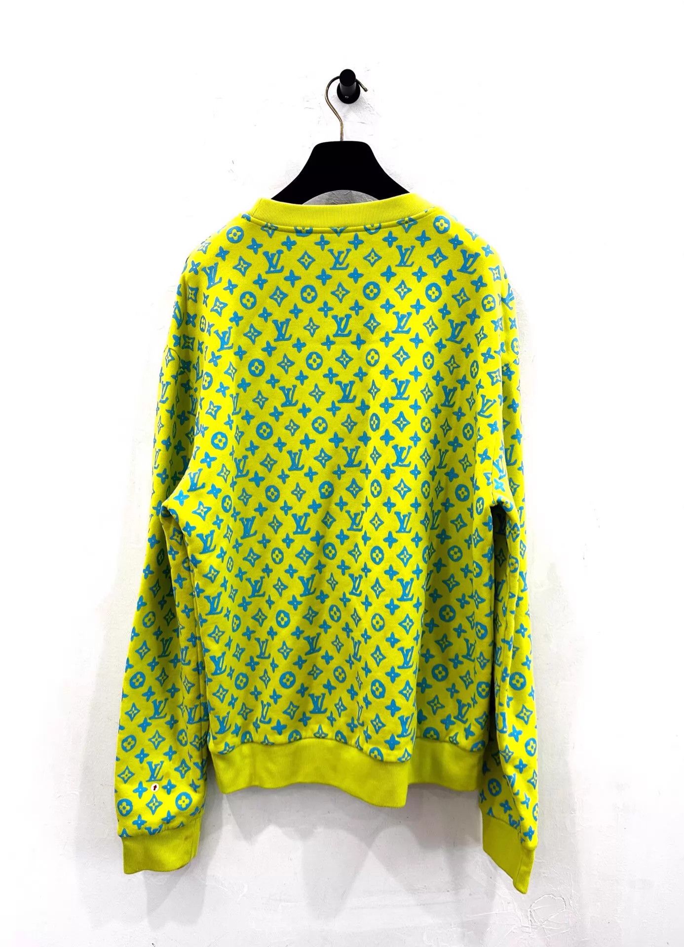 Louis Vuitton LV men's neon green LS M sweatshirt blue monogram all-over Size US M / EU 48-50 / 2 - 3 Thumbnail