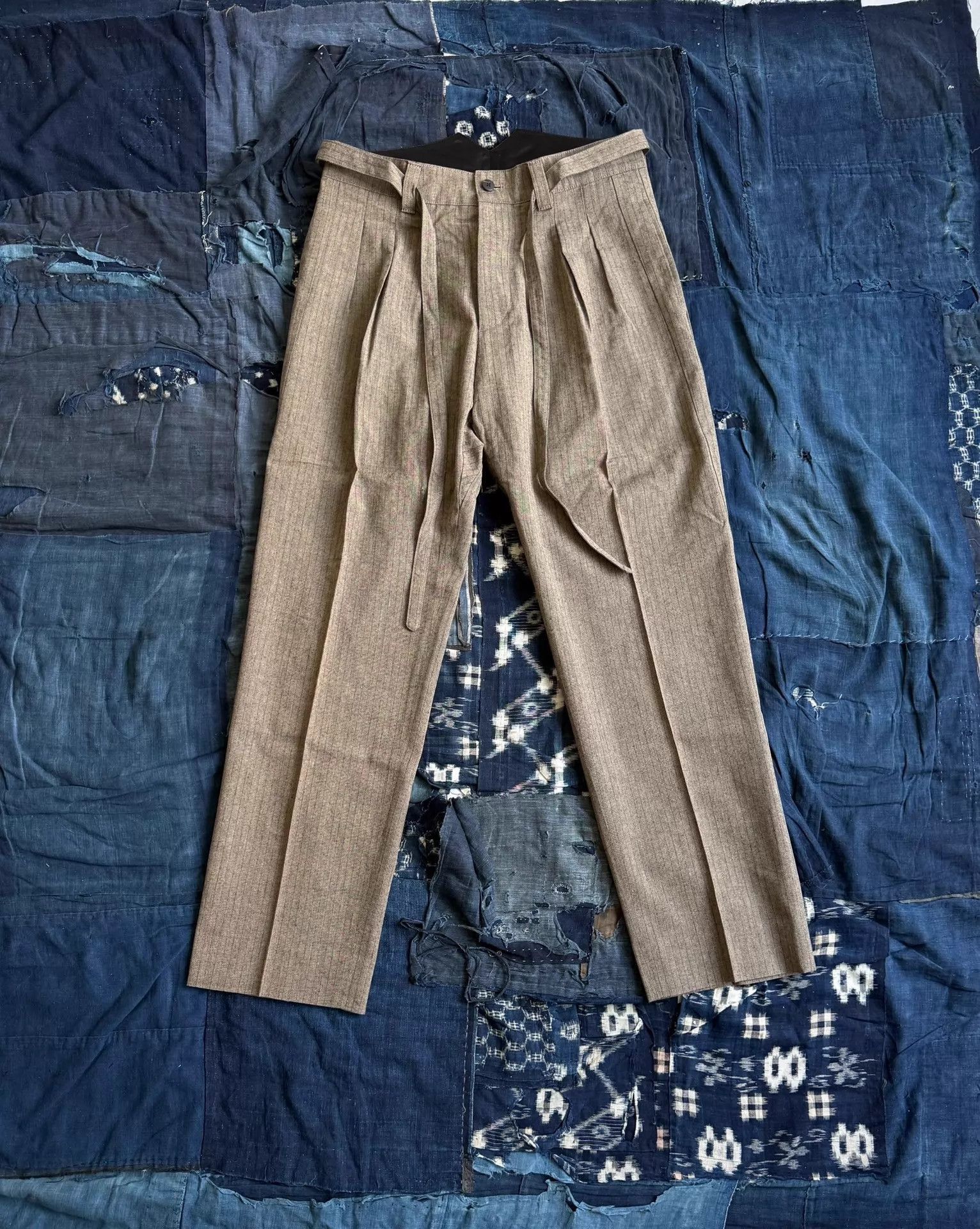 Visvim Beige Pleated Straight-Leg Pants Size 32 Size US 32 / EU 48 - 1 Thumbnail
