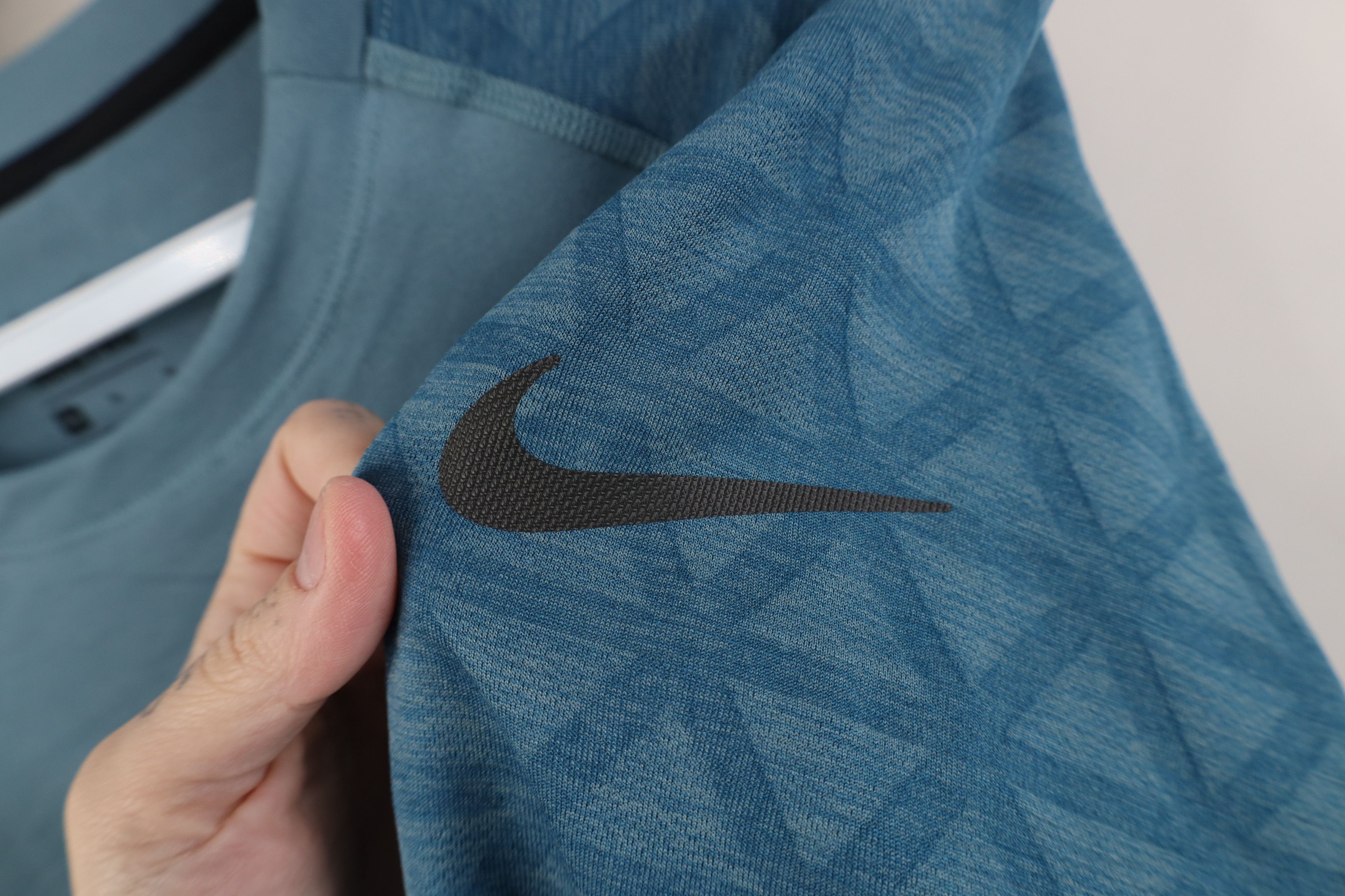 Nike Nike Pro Compression Utility Training Long Sleeve T-Shirt Size US M / EU 48-50 / 2 - 4 Thumbnail