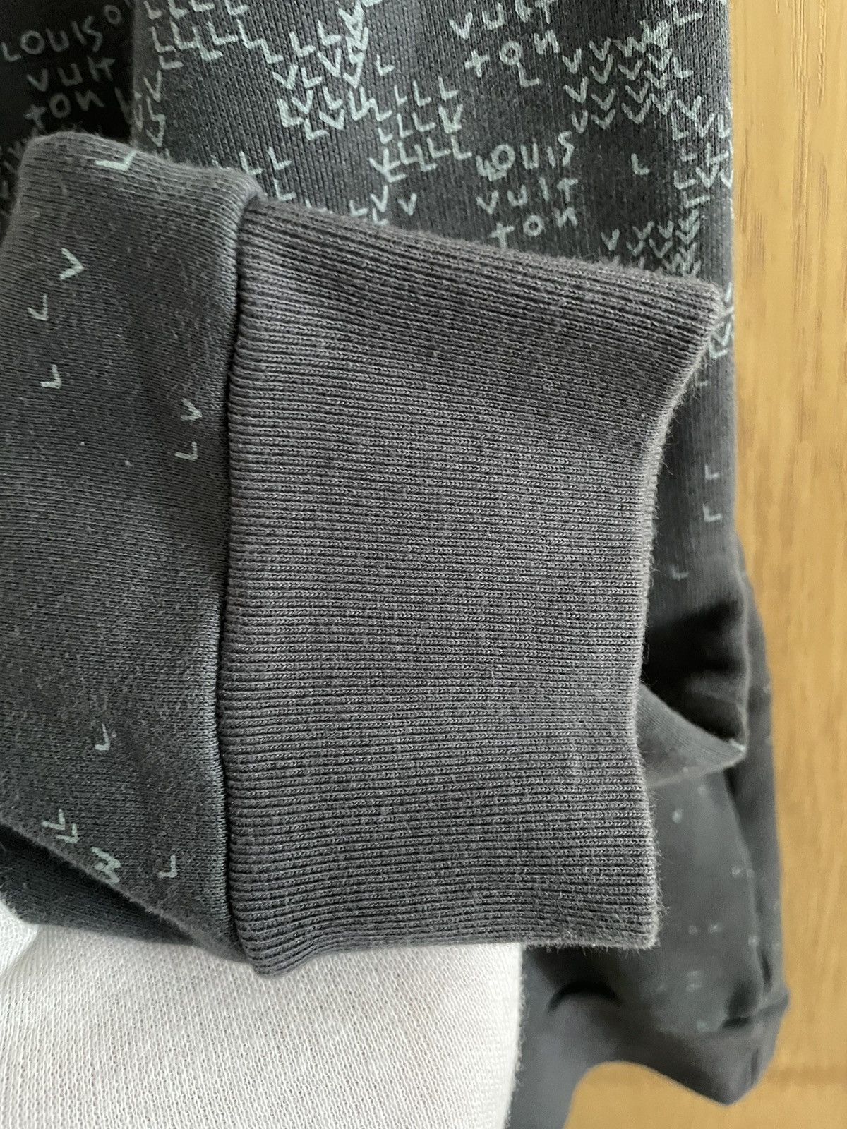 Louis Vuitton Louis Vuitton Sweater grey Size US XL / EU 56 / 4 - 4 Thumbnail