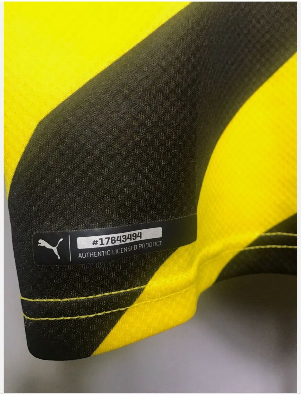 Puma BORUSSIA DORTMUND 2020 2021 HOME SHIRT SOCCER JERSEY PUMA Size US M / EU 48-50 / 2 - 9 Thumbnail