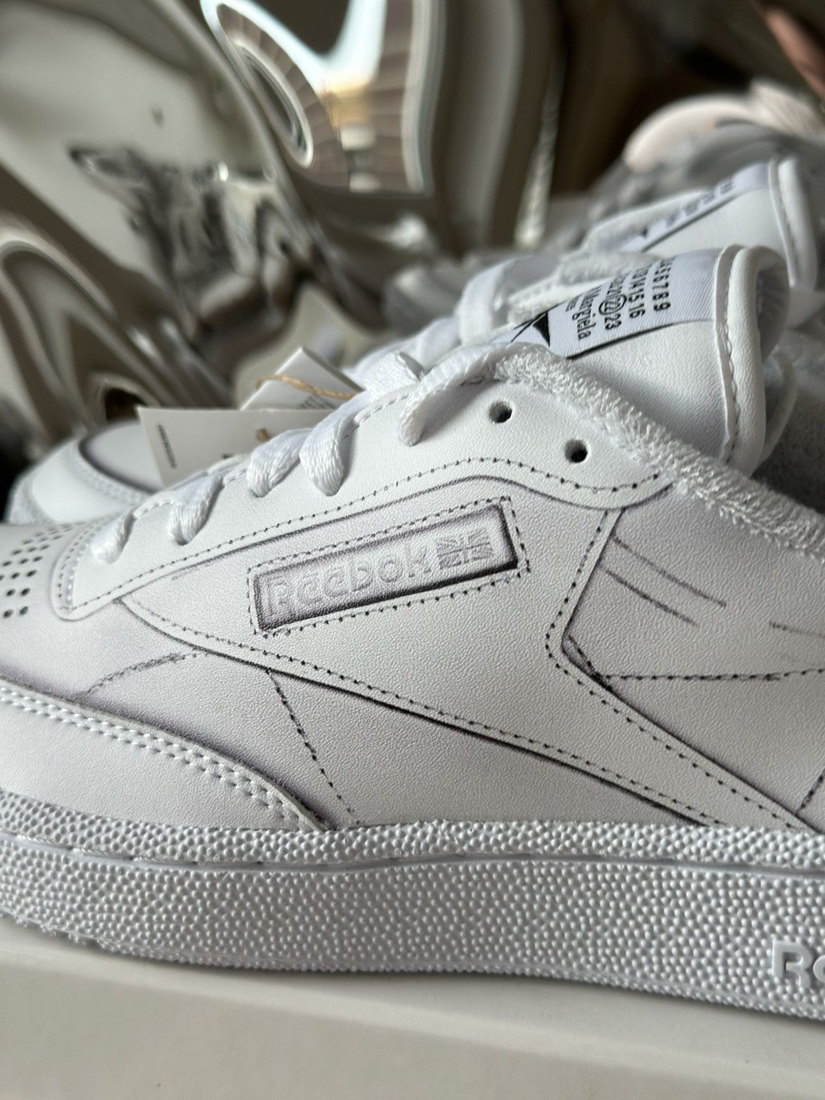 Maison Margiela × Reebok MAISON MARGIELA X REEBOK CLUB C WHITE Size US 9 / IT 39 - 2 Thumbnail