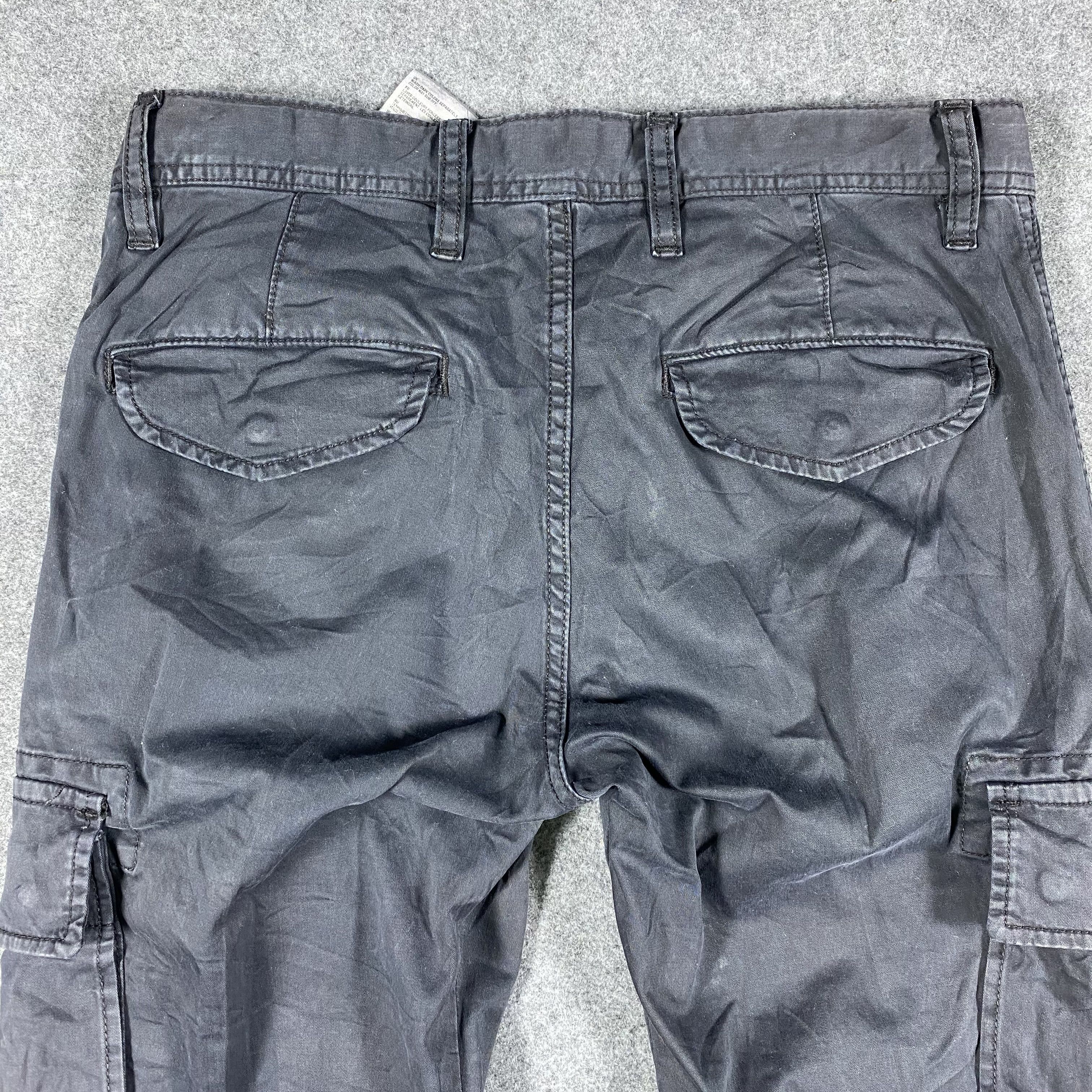 Japanese Brand Japanese Brand Uniqlo Multipocket Tactical Cargo Pants Size US 28 / EU 44 - 8 Thumbnail