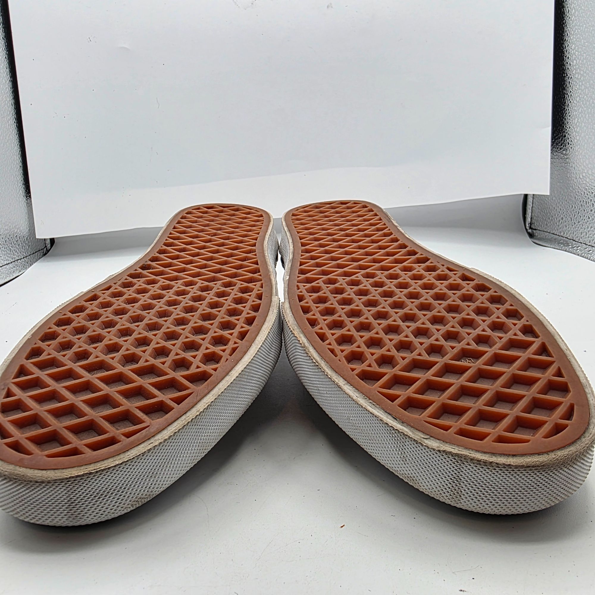 Vans Vans Checkerboard Slip-On Shoes Womens Size 7 Purple Beige C Size US 7 / IT 37 - 11 Thumbnail