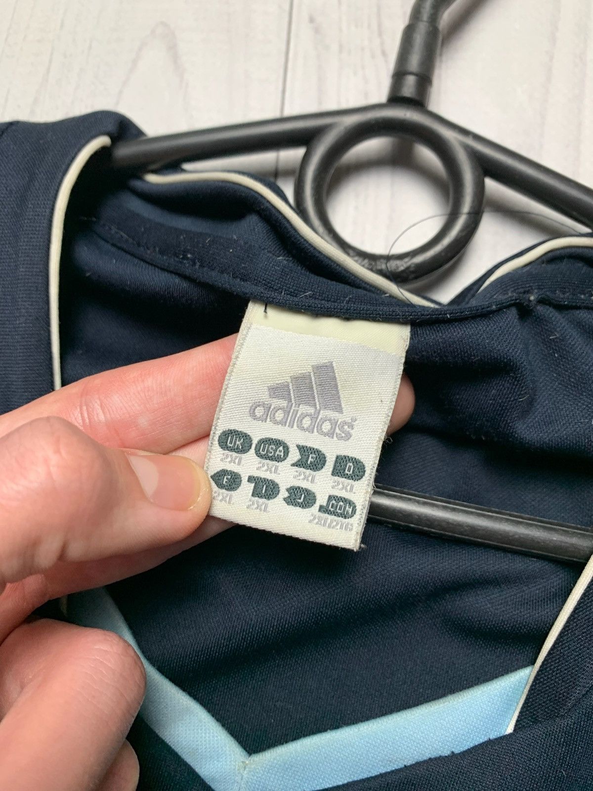 Vintage Vintage Real Madrid soccer tee navy Siemens size L Size US L / EU 52-54 / 3 - 4 Thumbnail