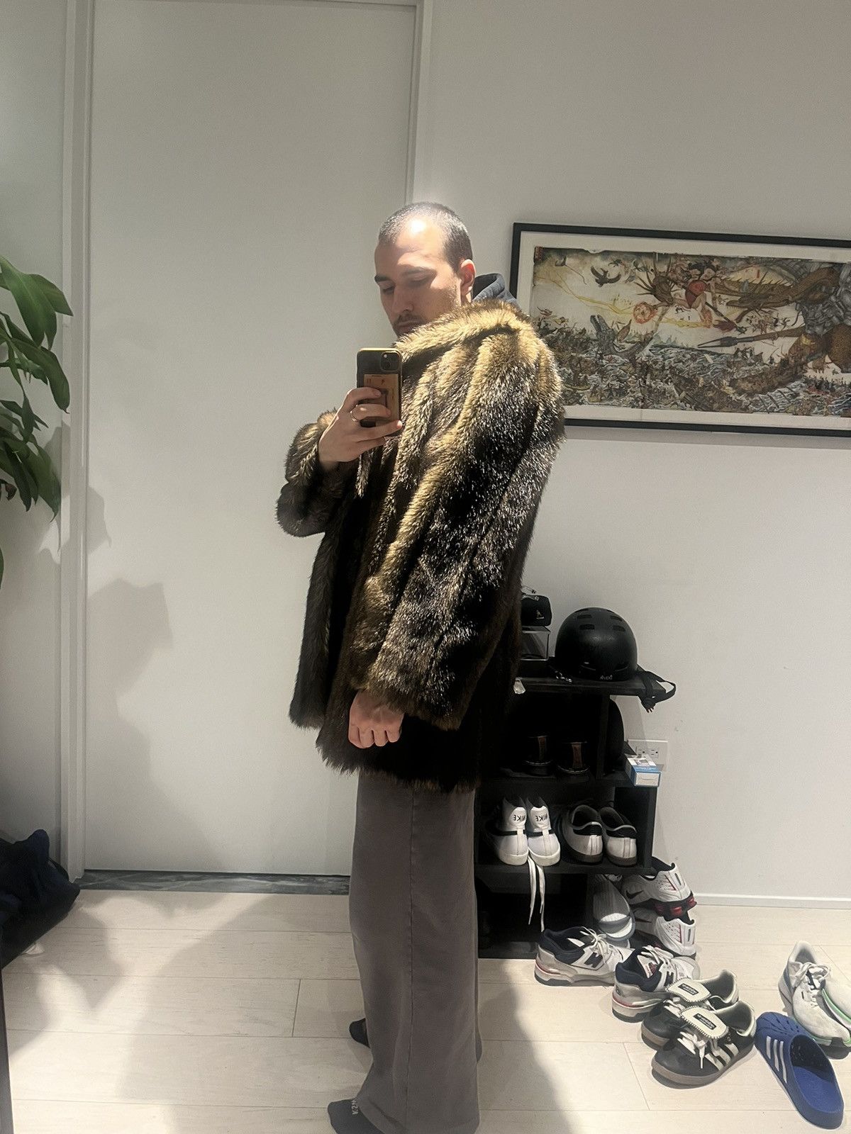 Pierre Cardin WOLF FUR COAT Size M / US 6-8 / IT 42-44 - 6 Thumbnail