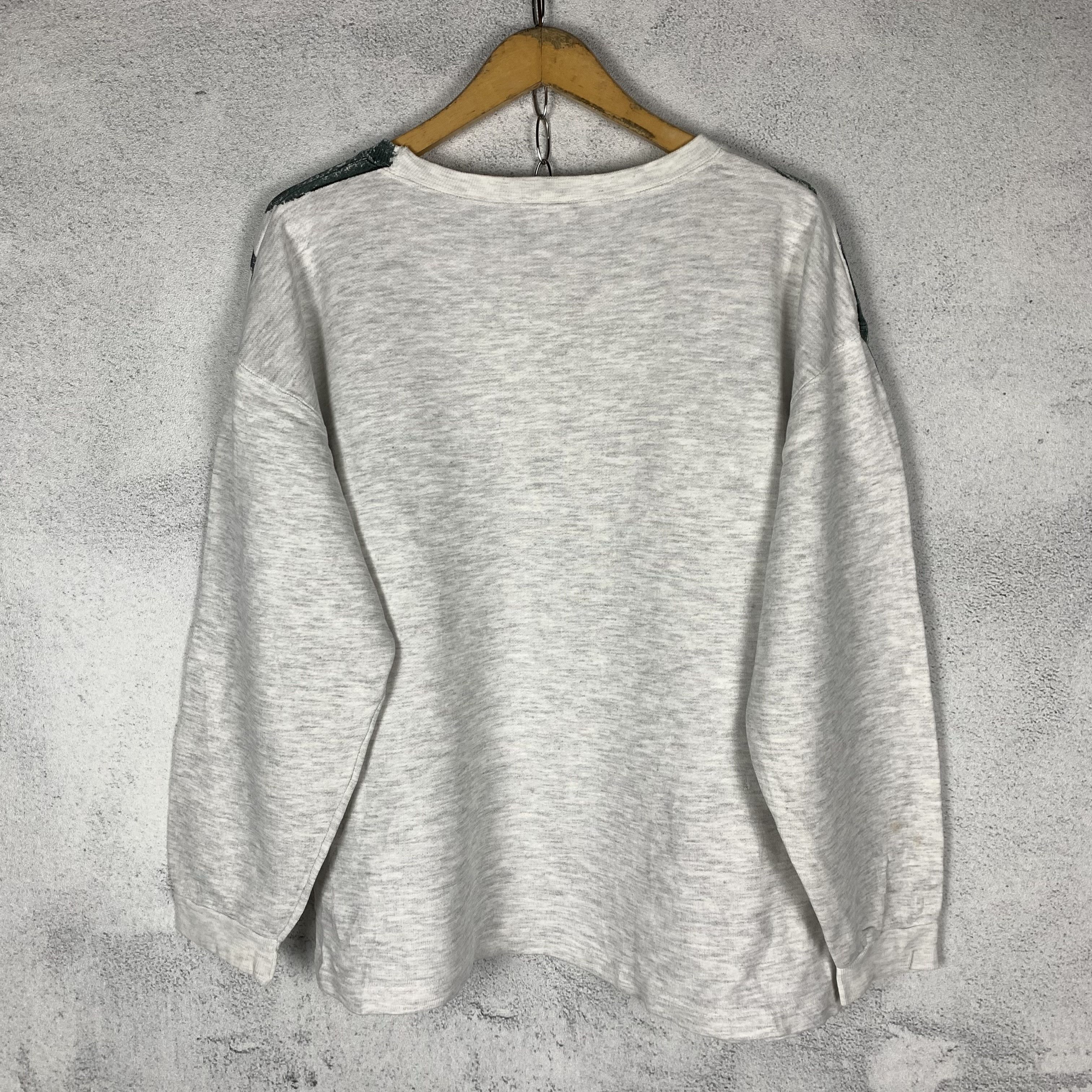 Mickey Mouse Vintage Mickey Mouse Disney Sweatshirt Size US L / EU 52-54 / 3 - 4 Thumbnail
