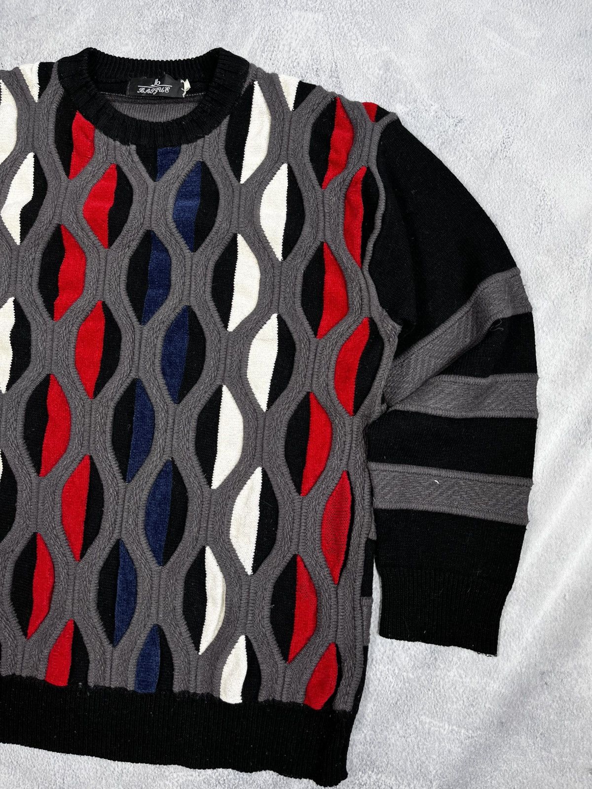 Japanese Brand × Vintage Vintage 90s Coogi style wool sweater rare streetwear XL Size US XL / EU 56 / 4 - 3 Thumbnail