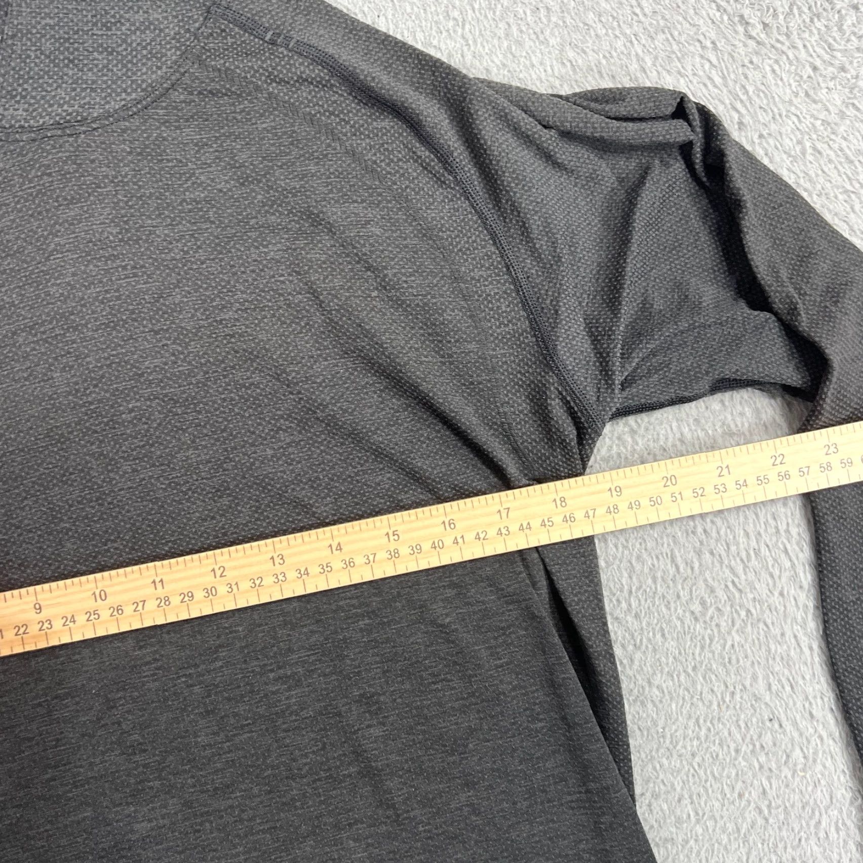 Lululemon Lululemon Hoodie Pullover Mens M Charcoal Gray 2.0 Vent Tech Hooded Activewear Soft Logo Winter Fall Spring Knit/Metal? Size M / US 6-8 / IT 42-44 - 6 Thumbnail