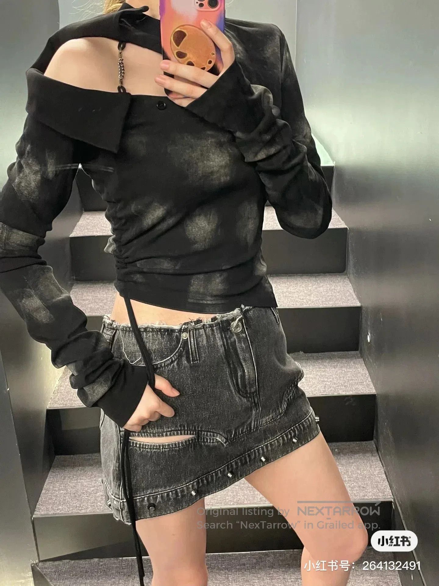 Japanese Brand MARRKNULL Off-Shoulder Long-Sleeve Cropped Top. Size S / US 4 / IT 40 - 4 Thumbnail
