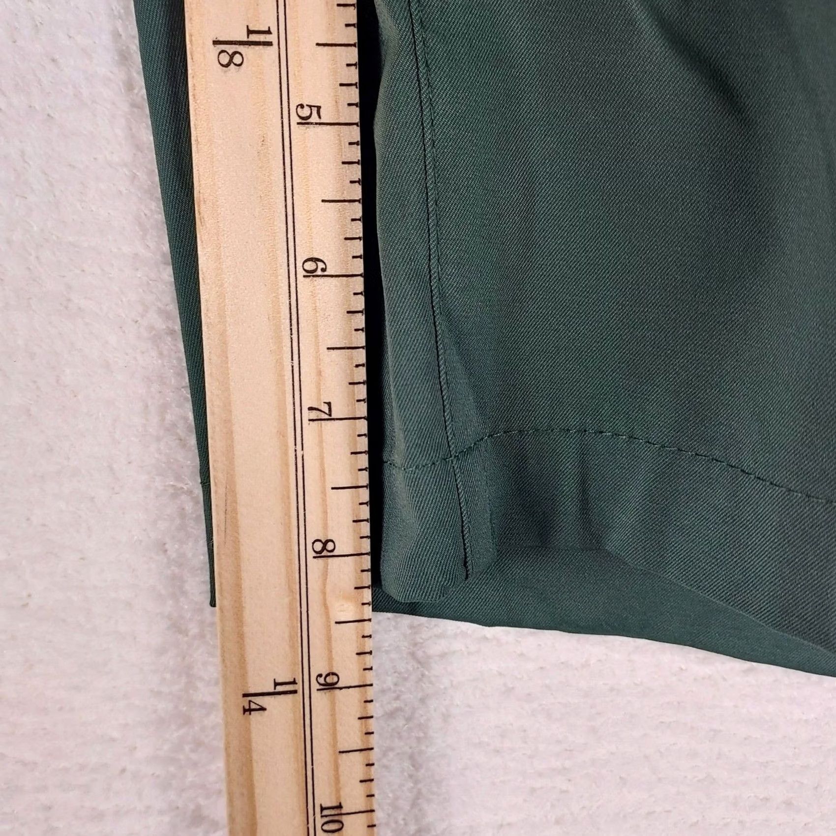 Vintage All In Motion Mens Cargo Golf Shorts Size 40 Green 8" Inseam Zipper Pocket Quick Dry Moisture Wicking UPF 50 Belted Casual Golf Summer Mens Size US 40 / EU 56 - 6 Thumbnail