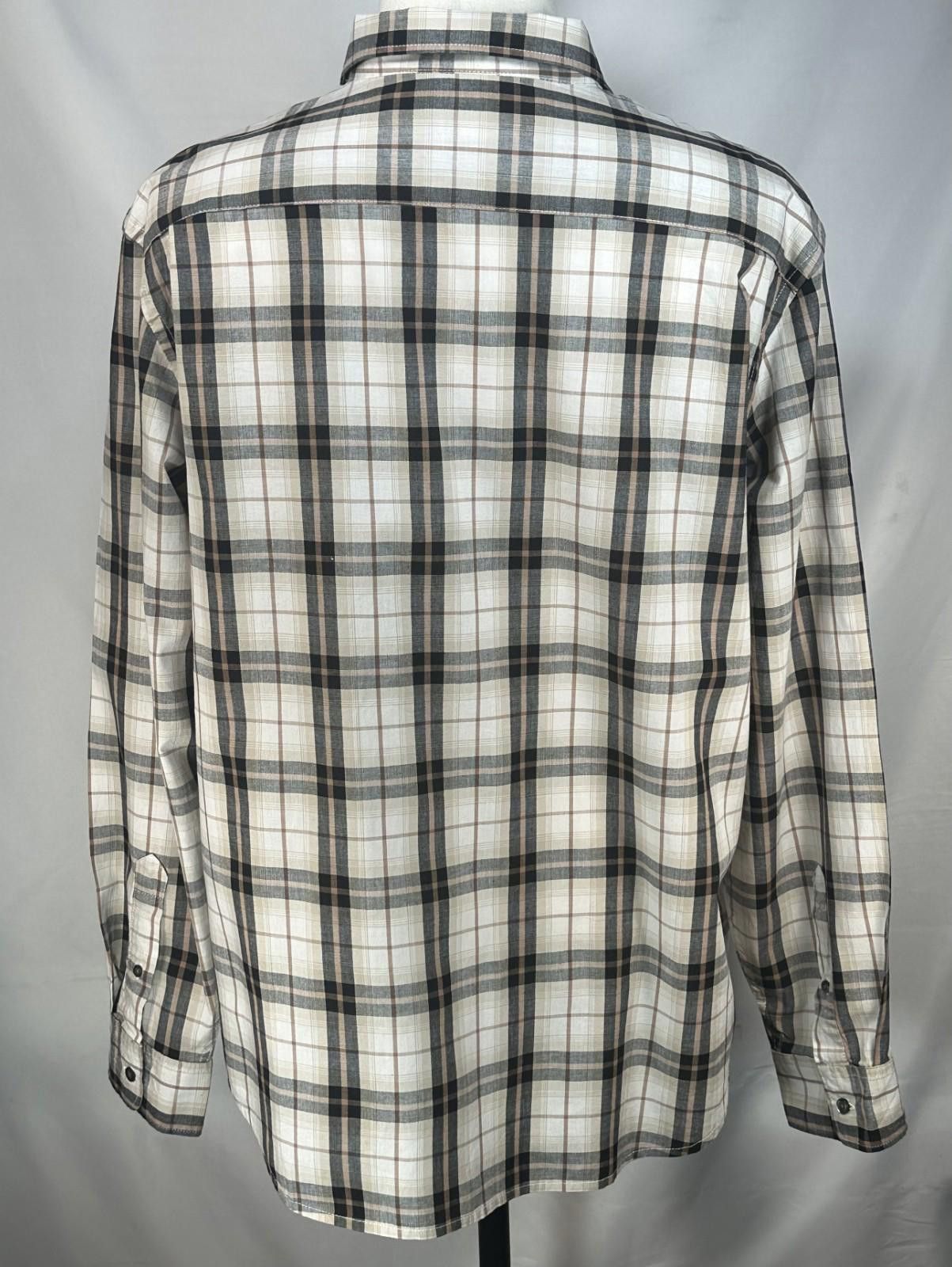 Old Navy Old Navy Plaid Regular Fit Flex Button Up Brown Mens XL Size US XL / EU 56 / 4 - 2 Thumbnail
