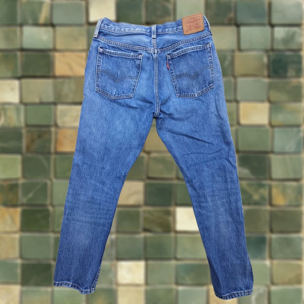 Levi's Levi's 501 Jeans Womens Slim Straight Button Fly 28x28 Blue Denim High Rise Regular Length 5-Pocket USA 501 Series Womens Size 28" / US 6 / IT 42 - 1 Thumbnail