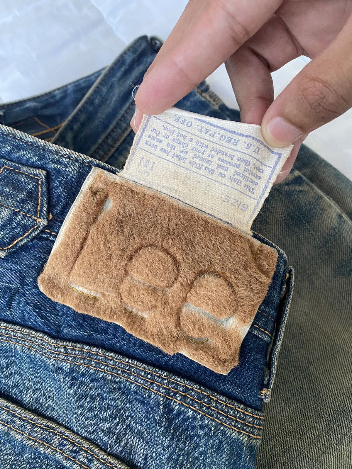 Lee VINTAGE LEE x UNION MADE SELVEDGE DISTRESS DENIM BUCKLE BACK Size US 30 / EU 46 - 13 Thumbnail
