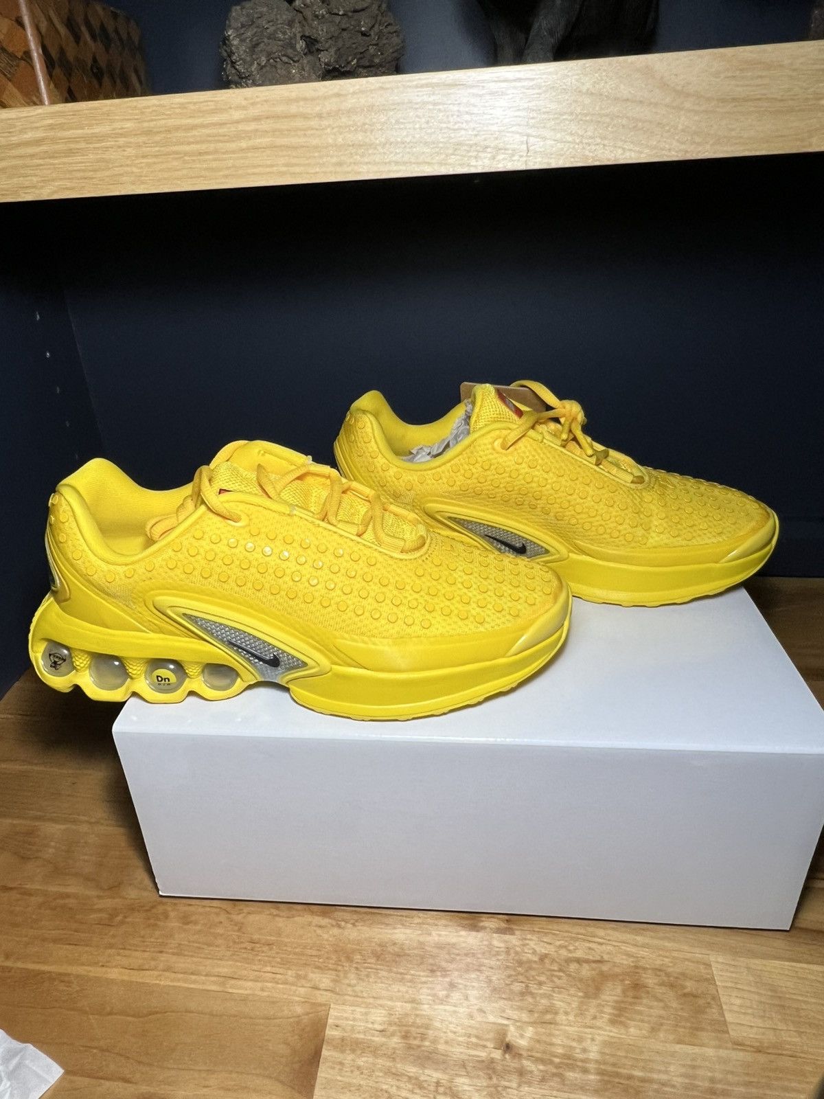 LEGO × Nike Kids Air Max DN x Lego Yellow Size 6Y (Style: IH7671-700) Size US 6 / EU 39 - 3 Thumbnail
