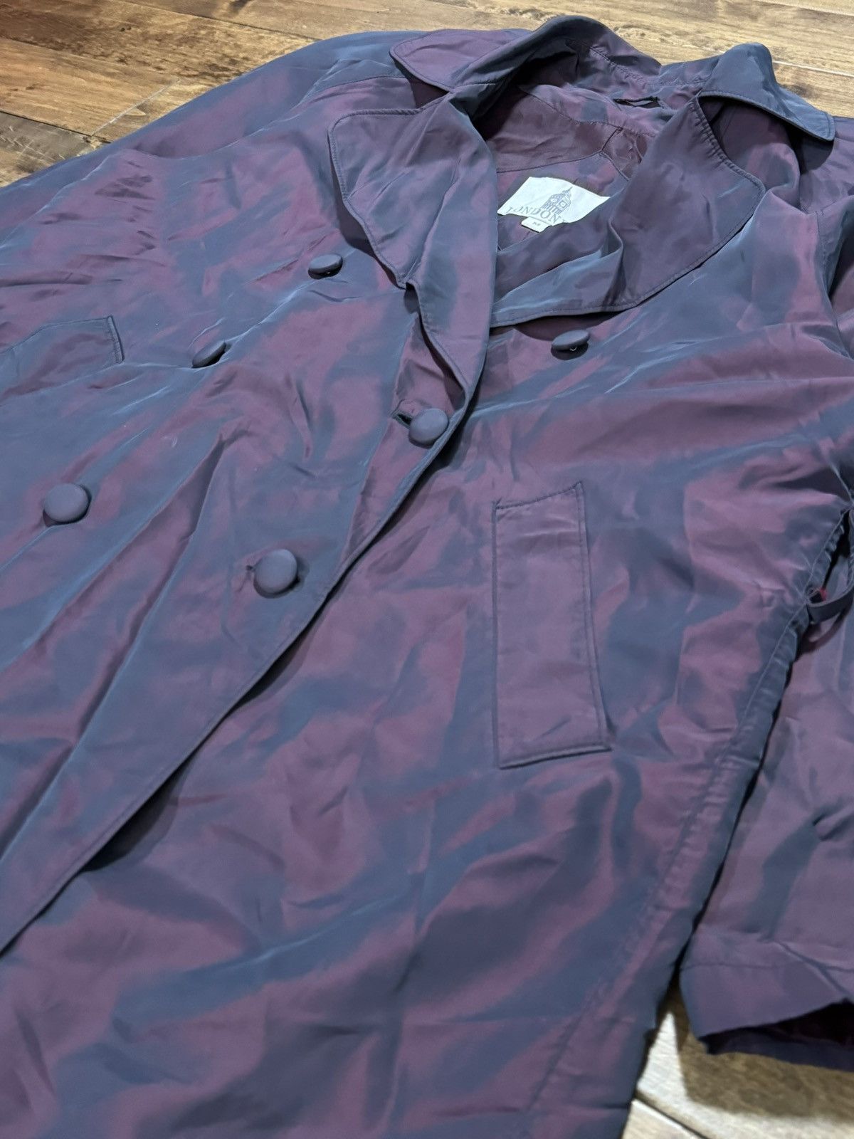London Fog vintage iridescent London Fog trench coat Size US M / EU 48-50 / 2 - 16 Thumbnail