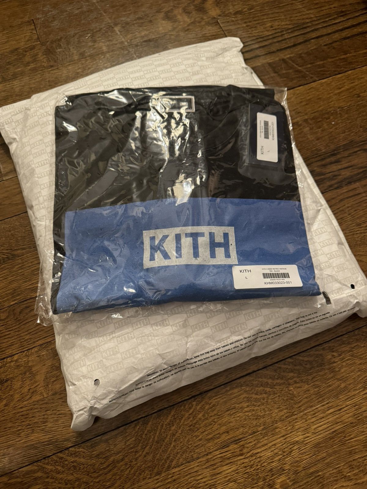 Kith KITH BMW Retro Vintage tee black Size US L / EU 52-54 / 3 - 2 Thumbnail