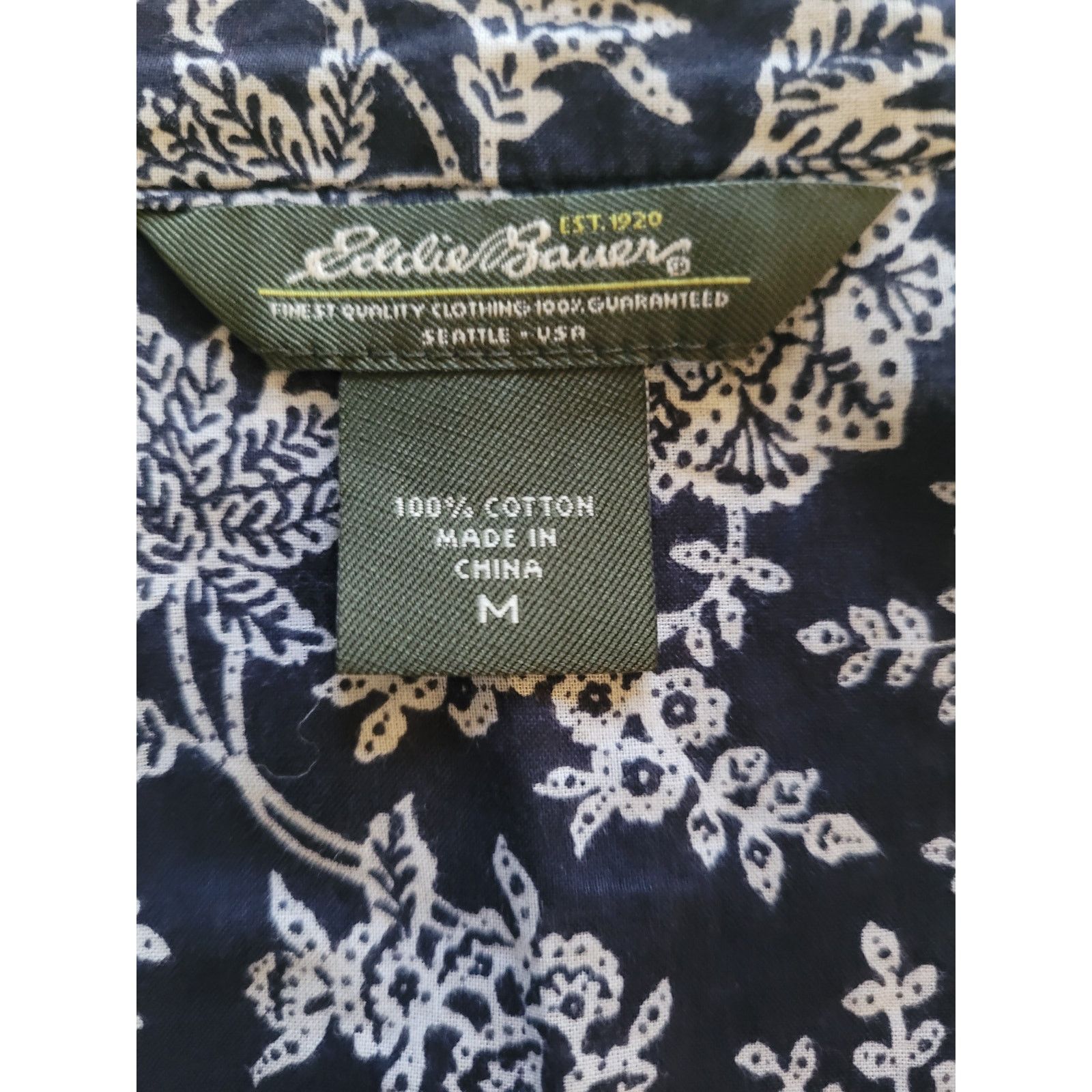 Eddie Bauer Eddie Bauer Women Blouse Blk/Wht Floral Long Sleeve Sz M Size M / US 6-8 / IT 42-44 - 5 Thumbnail