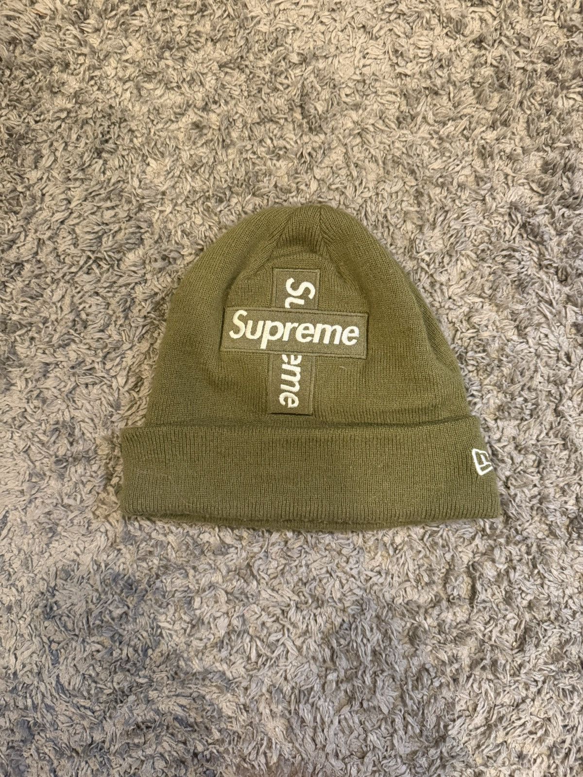 Supreme Supreme Cross Box Logo Beanie Size ONE SIZE - 1 Thumbnail