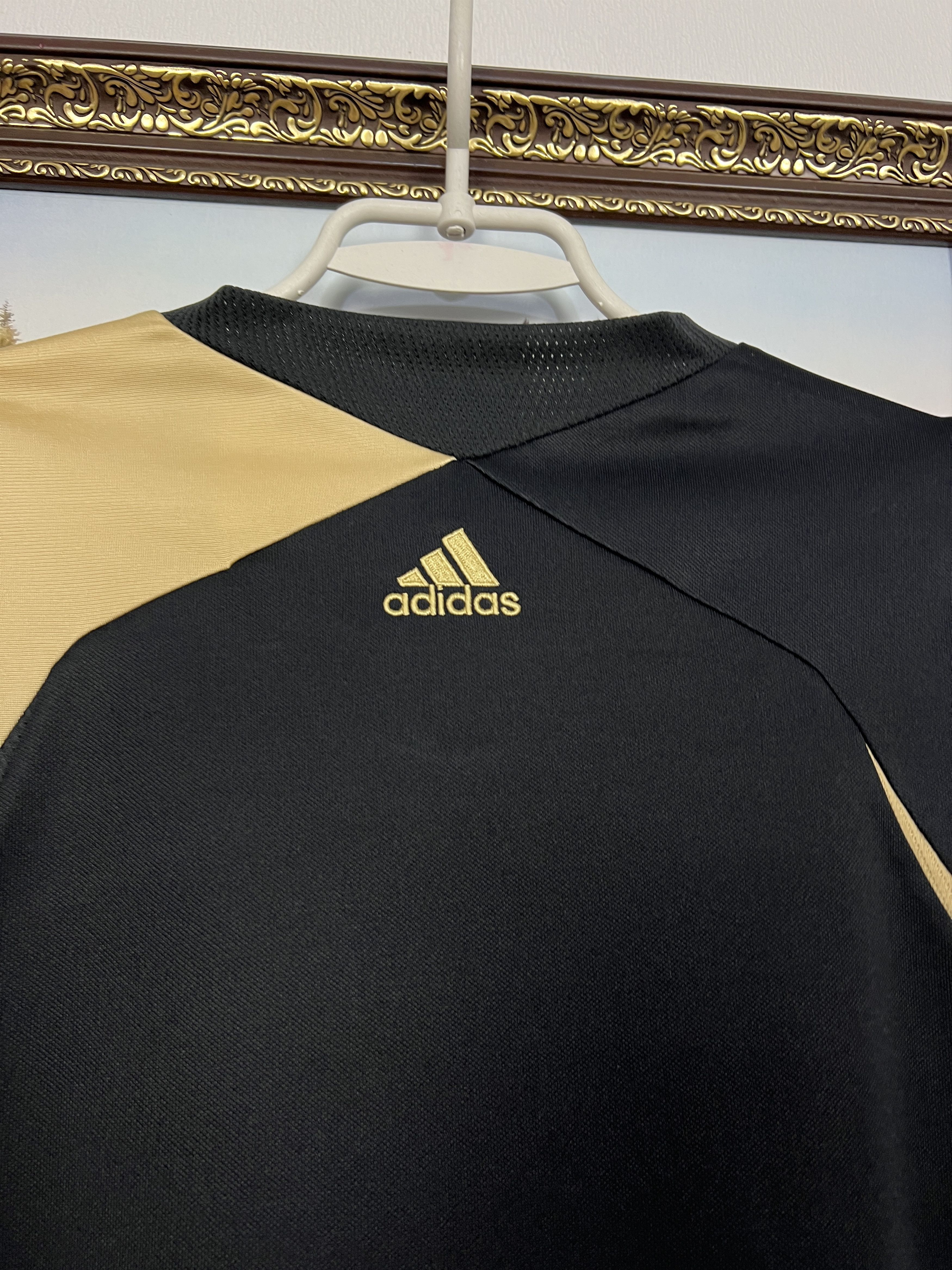 Adidas Vintage Adidas Liverpool Football Train Sweatshirt Track Top Size US M / EU 48-50 / 2 - 10 Thumbnail