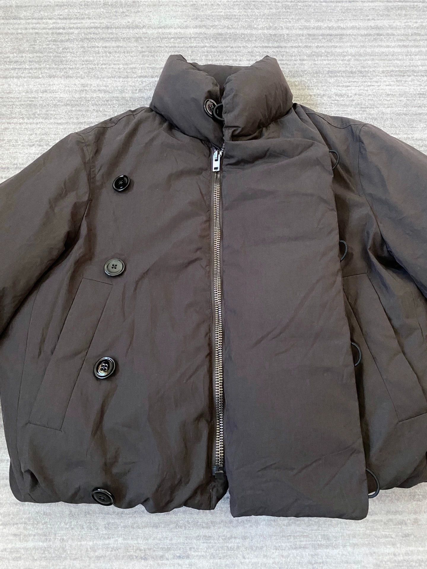 Lemaire Lemaire Short Collar Down Jacket 36 Dark Brown Size XS / US 0-2 / IT 36-38 - 6 Thumbnail