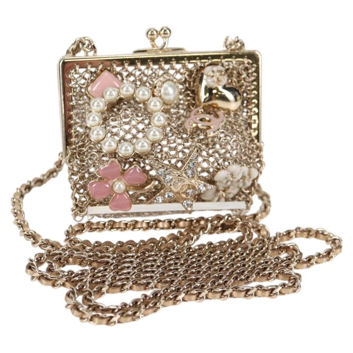 Chanel Chanel Camellia Coco Mark Chain Pouch AP2890 Size ONE SIZE - 1 Thumbnail
