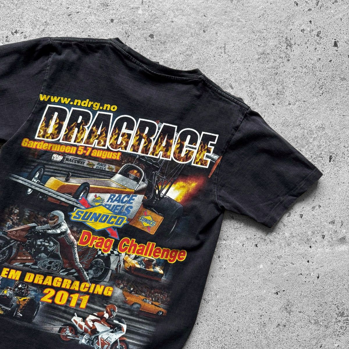 Vintage Vintage Akama Dragrace 2011 Men Black T-Shirt Graphic Racing Size US S / EU 44-46 / 1 - 4 Thumbnail