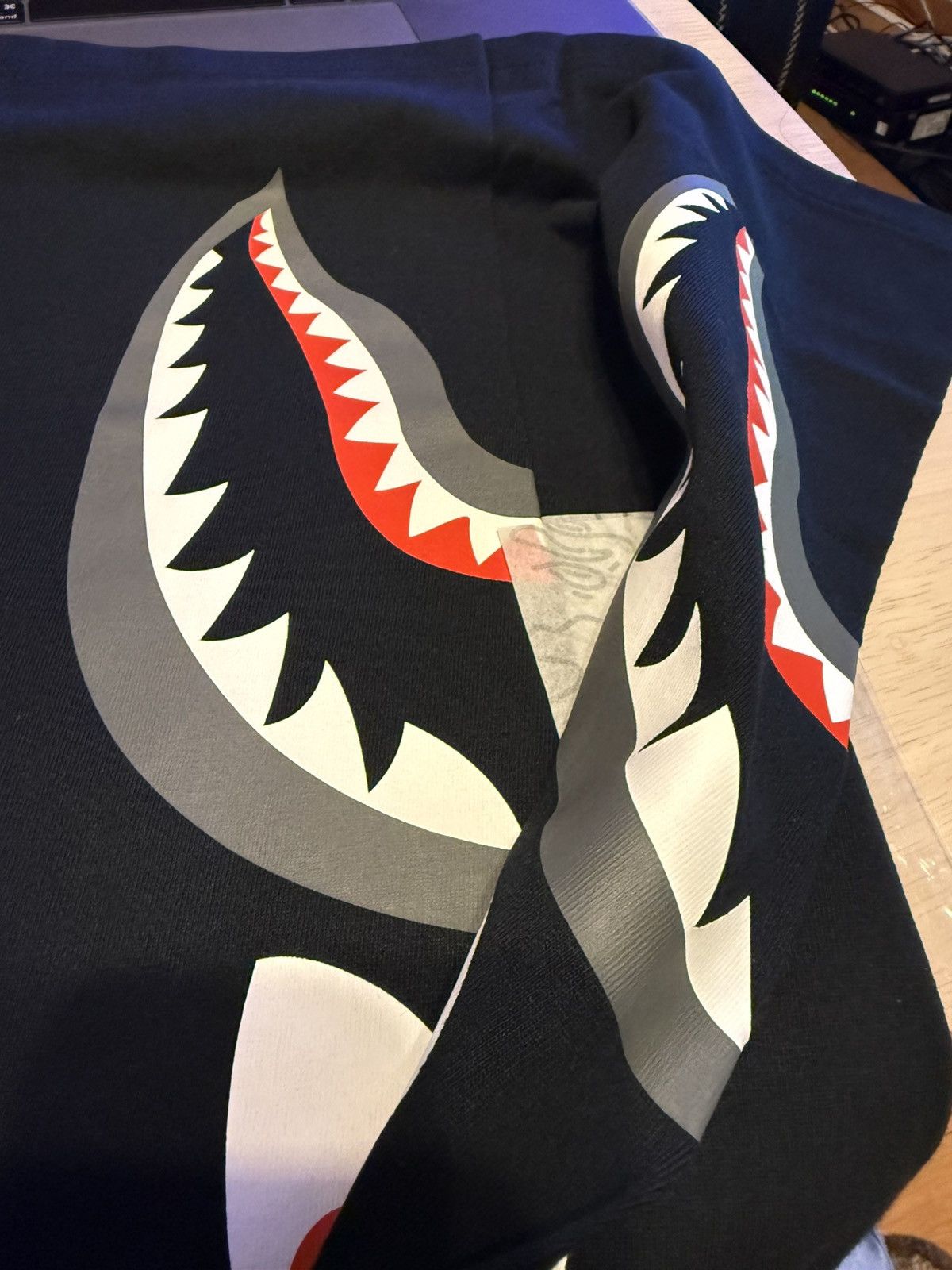 Bape A BATHING APE SIDE SHARK T SIZE L Size US L / EU 52-54 / 3 - 6 Thumbnail