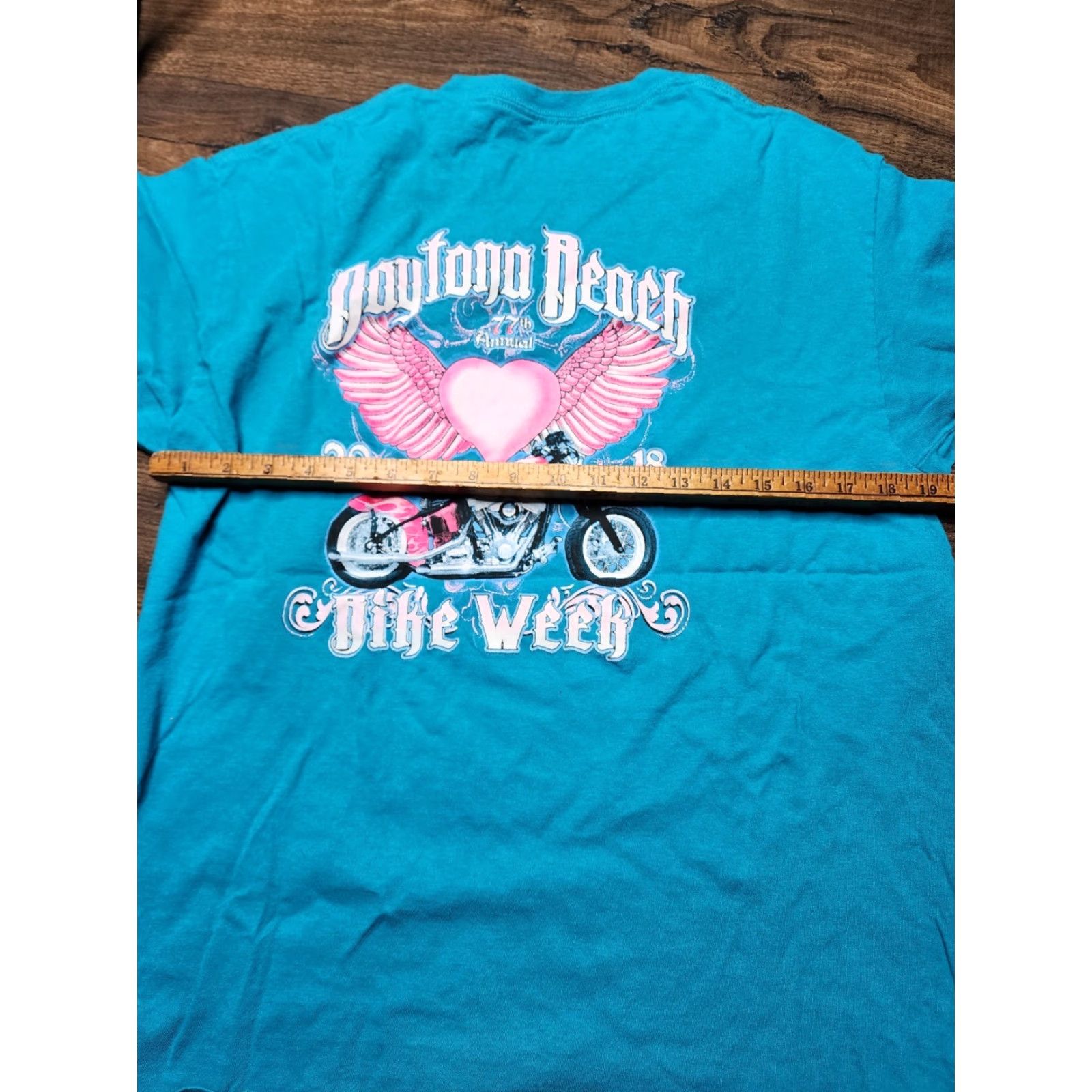 Gildan VINTAGE Daytona Beach Bike Week 2018 77th Annual Women's T-Shirt Harley Davidson Motorcycle Logo Blue Casual All Seasons Size L Size L / US 10 / IT 46 - 2 Thumbnail