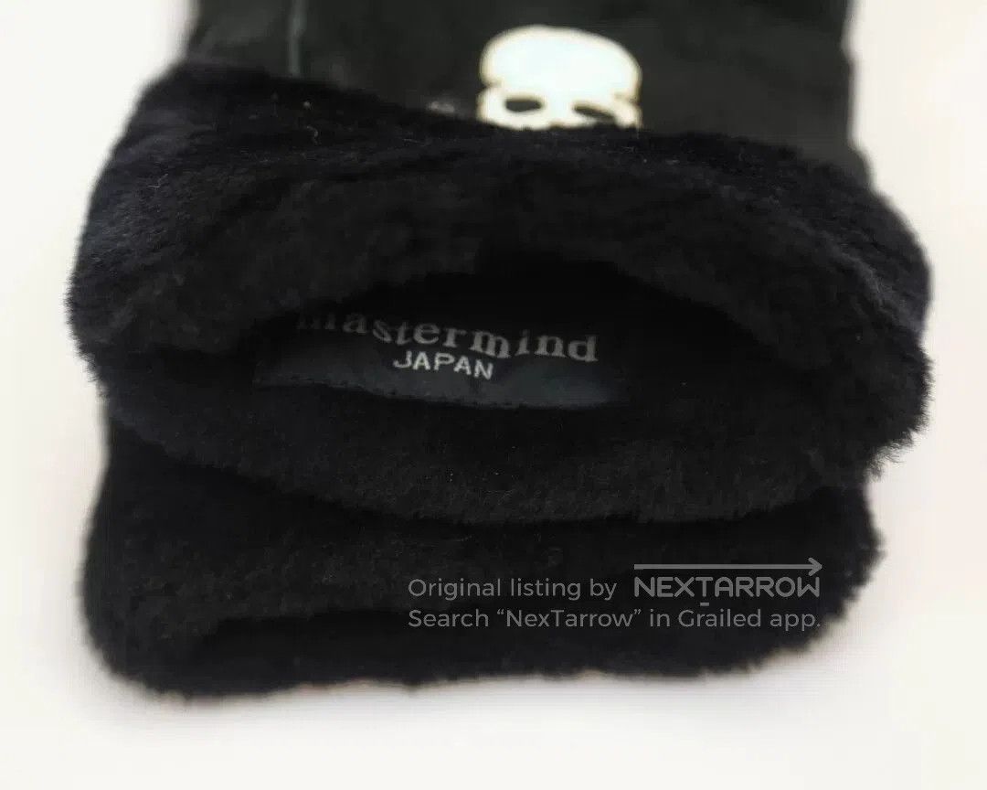 Mastermind Japan mastermind Japan MMJ Shearling Skull Gloves. Size ONE SIZE - 6 Thumbnail