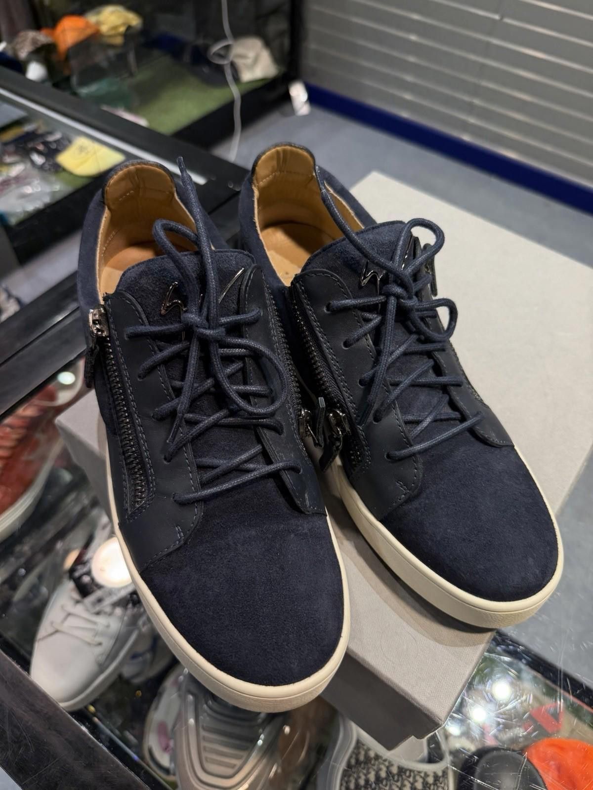 Giuseppe Zanotti Giuseppe Zanotti Frankie Blue Sneakers Size 42EU/9US Size US 9 / EU 42 - 11 Thumbnail