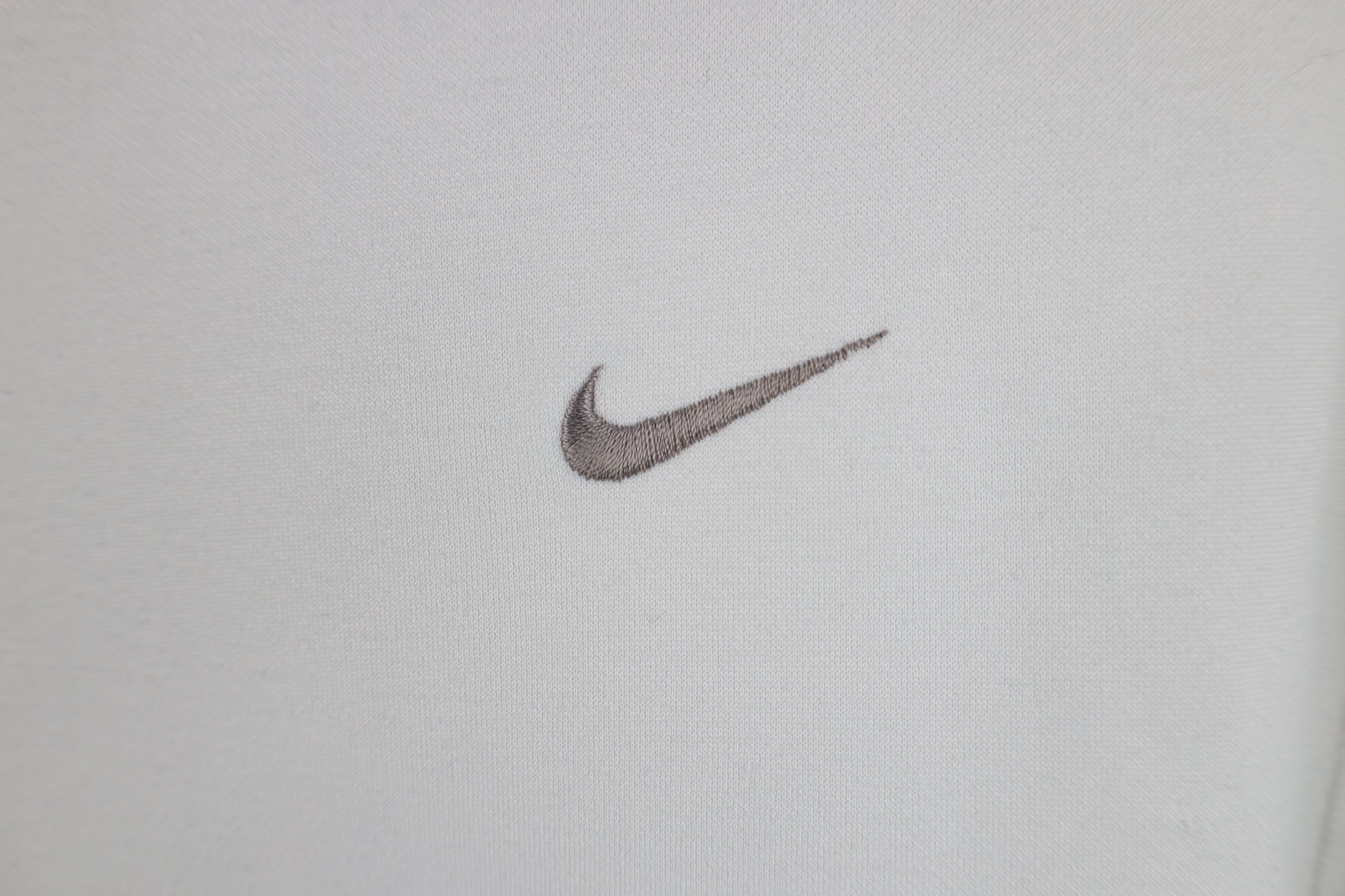 Nike Vintage Nike Travis Scott Mini Swoosh Knit T-Shirt White Size US S / EU 44-46 / 1 - 4 Thumbnail