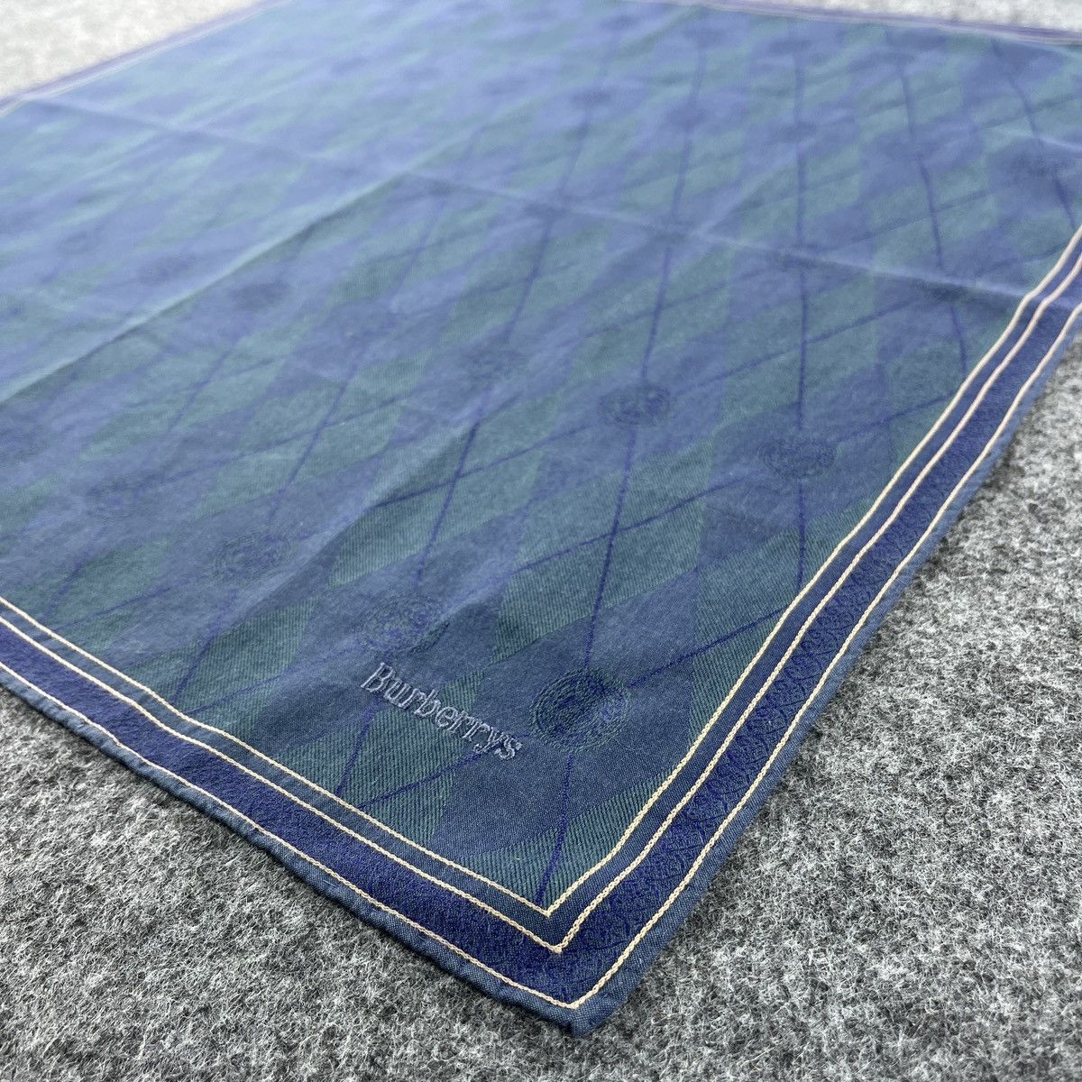 Burberry Burberry Handkerchief / Bandana / Neckerchief B403 Size ONE SIZE - 5 Thumbnail