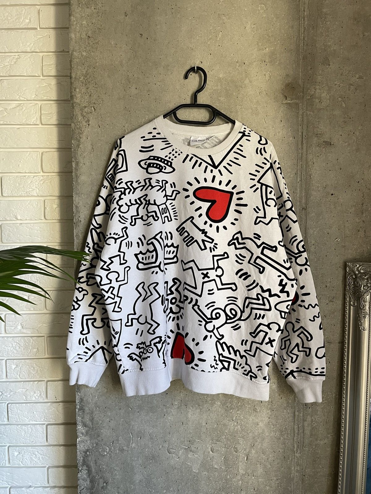 Keith Haring RARE Japanese KEITH HARING Boxy All-Over Full Print Crewneck Size US M / EU 48-50 / 2 - 1 Thumbnail