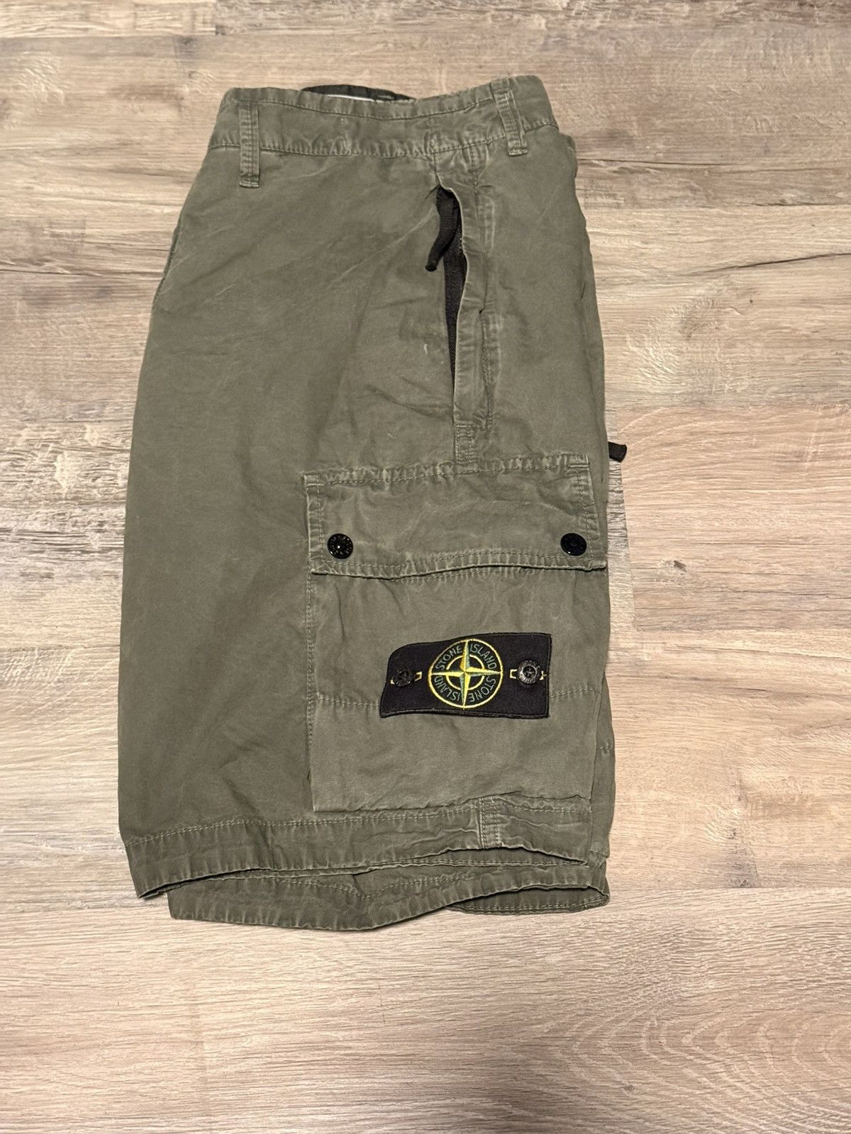 Stone Island Stone island cargo shorts Size US 32 / EU 48 - 3 Thumbnail