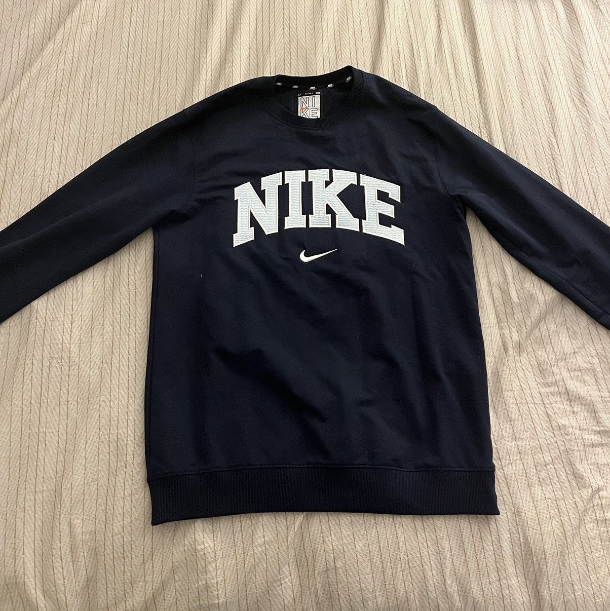Nike Vintage Nike Sweatshirt Size US M / EU 48-50 / 2 - 1 Thumbnail