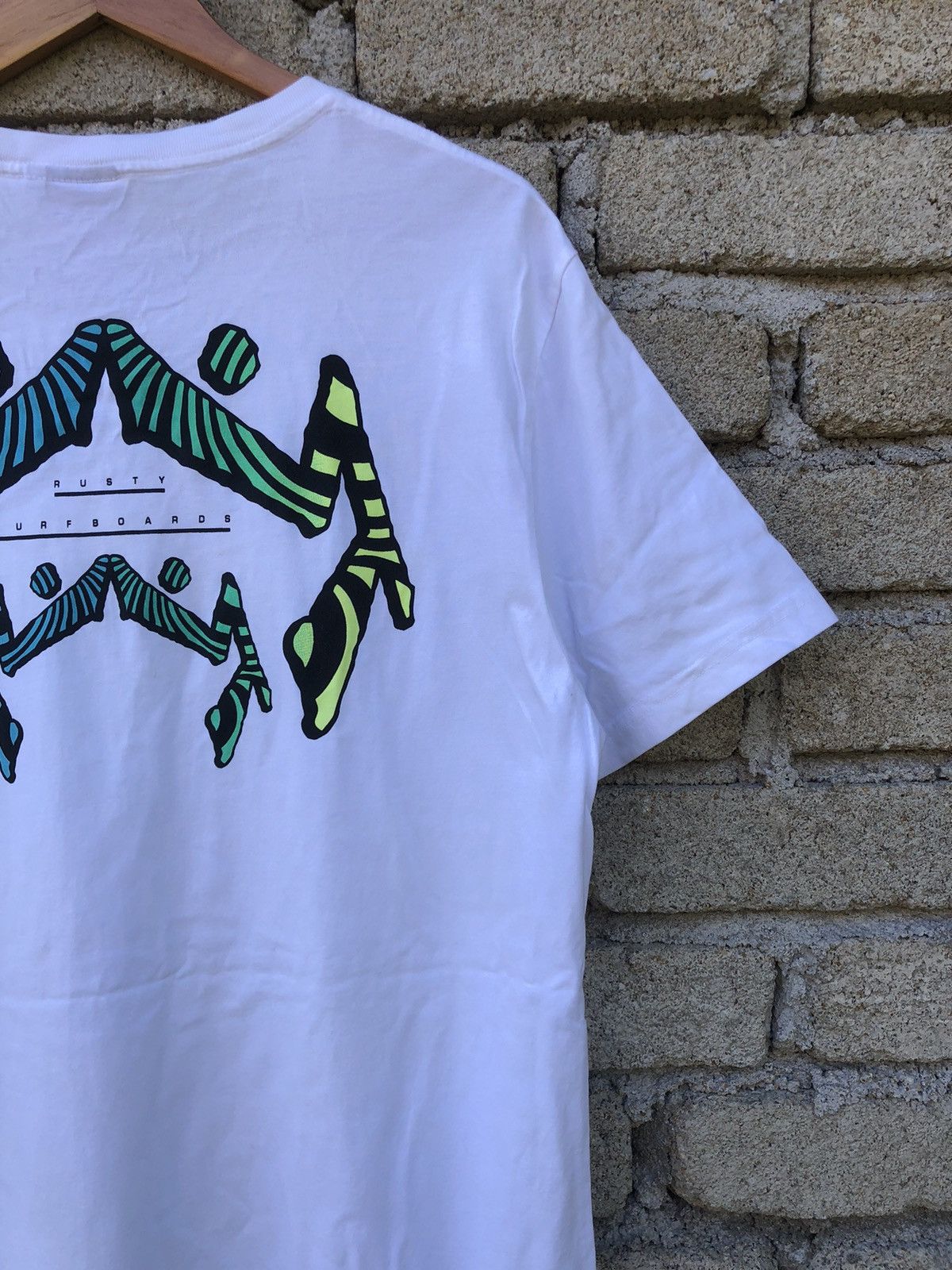 Quiksilver Vintage Y2K Rusty Surfboards Logo Backhit Tshirt Size US L / EU 52-54 / 3 - 6 Thumbnail