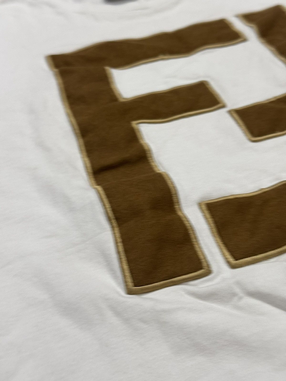 Vintage Vintage Fendi Roma T shirt Size US S / EU 44-46 / 1 - 5 Thumbnail