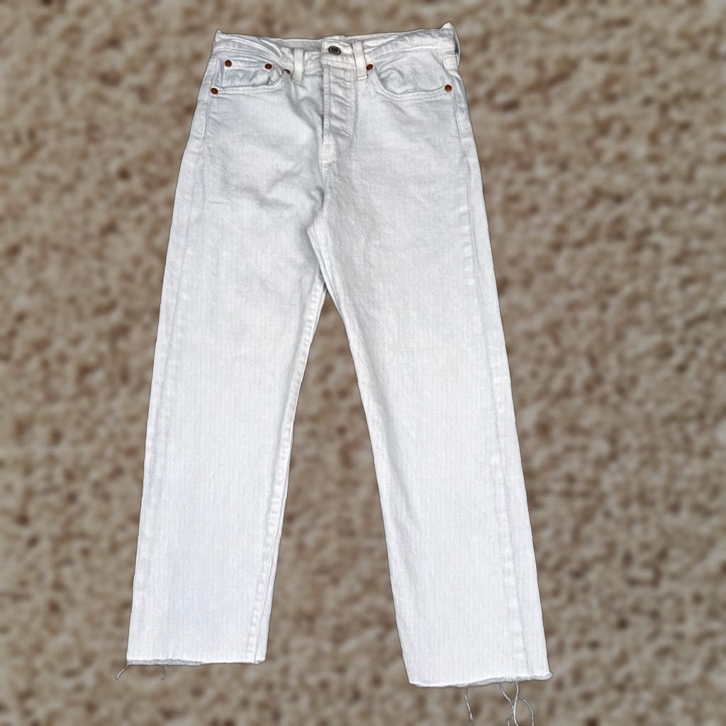 Levi's VINTAGE Levis Premium Jeans Womens 25 Blue Denim Big E Wedgie Straight High Rise 25x23 Jeans Size 42" / US 20 - 1 Thumbnail
