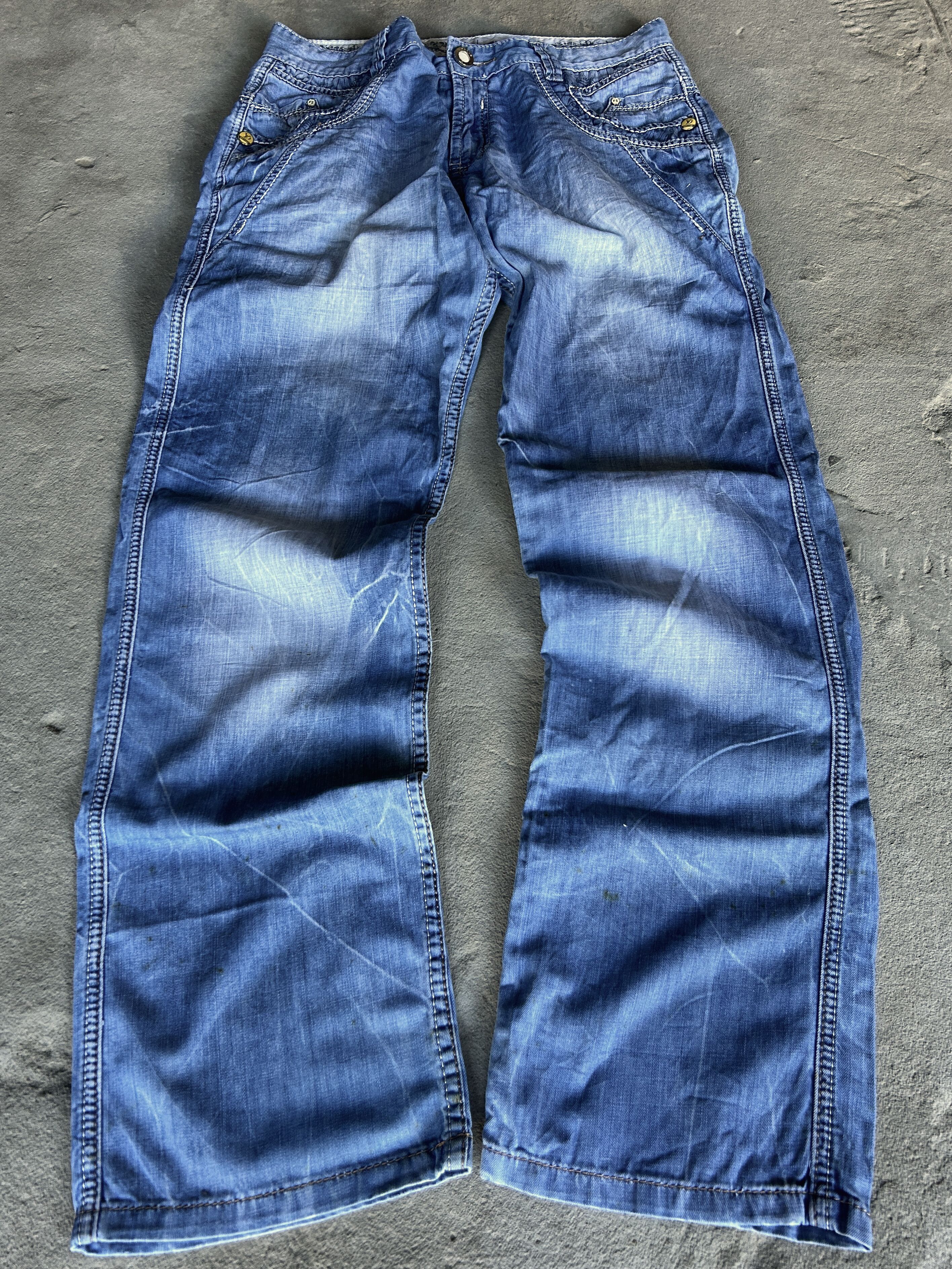 Vintage Vintage Wash Blue Denim Jeans Embroidered Pocket Y2K Style Size US 32 / EU 48 - 2 Thumbnail