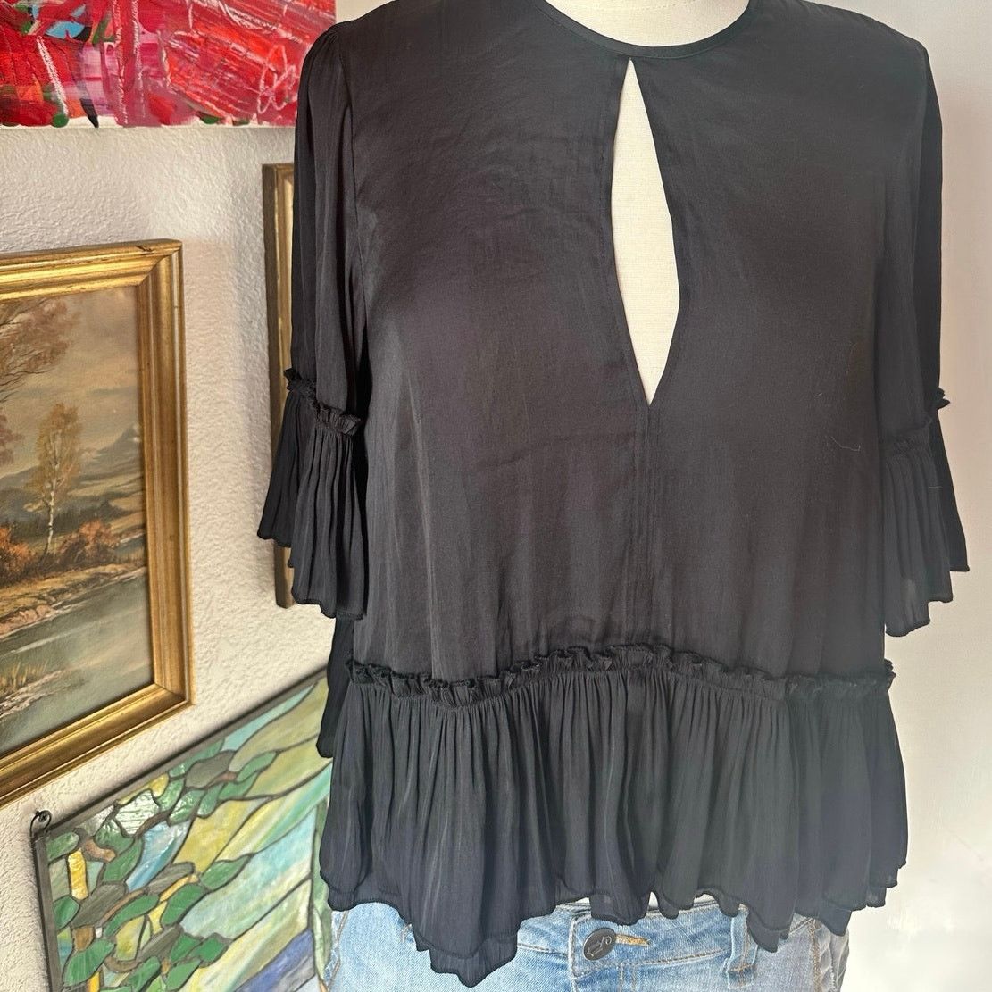 H&M h&m gold label black silky blouse Size M / US 6-8 / IT 42-44 - 2 Thumbnail