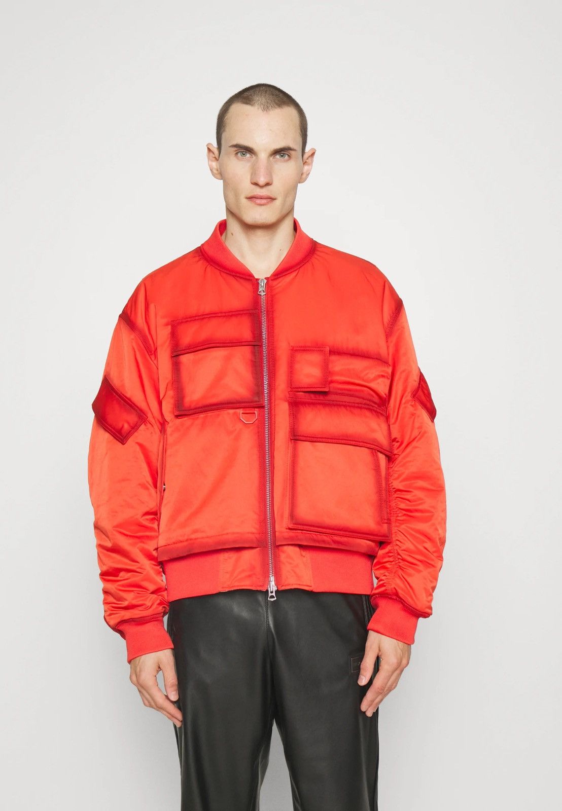 Solid Homme × Wooyoungmi !DS! SS23 Solid Homme Red Multipocket Bomber Size US M / EU 48-50 / 2 - 2 Thumbnail