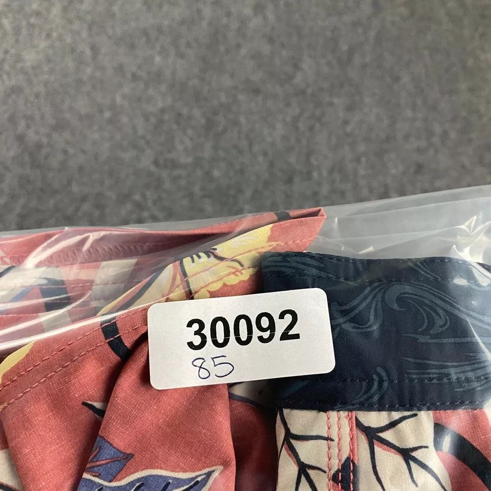 Rip Curl Rip Curl Board Shorts Adults 34 Mirage Red Floral Drawstring Size US 34 / EU 50 - 8 Thumbnail