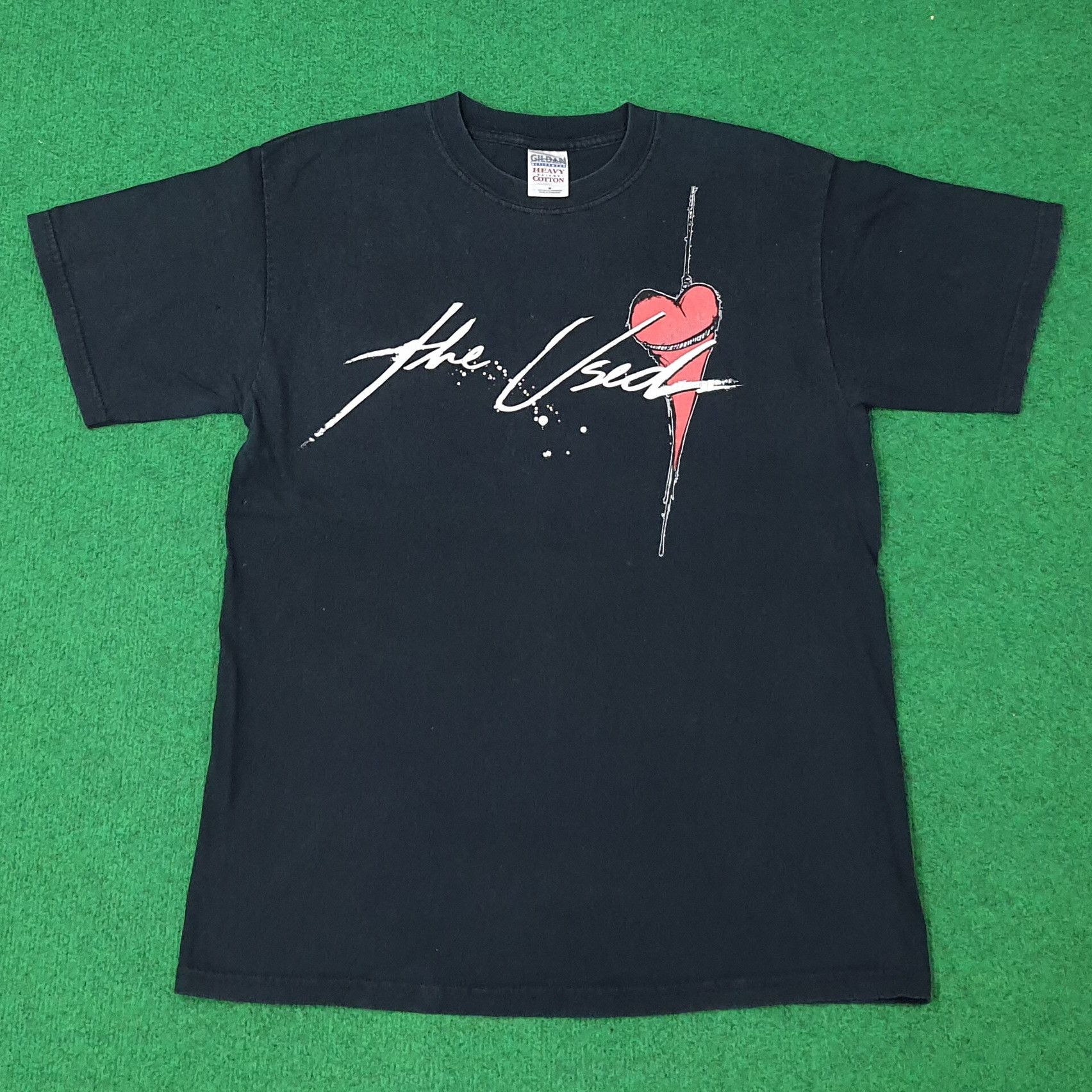 Vintage Vintage The Used American Band Tshirt C267N35 Size US M / EU 48-50 / 2 - 1 Thumbnail