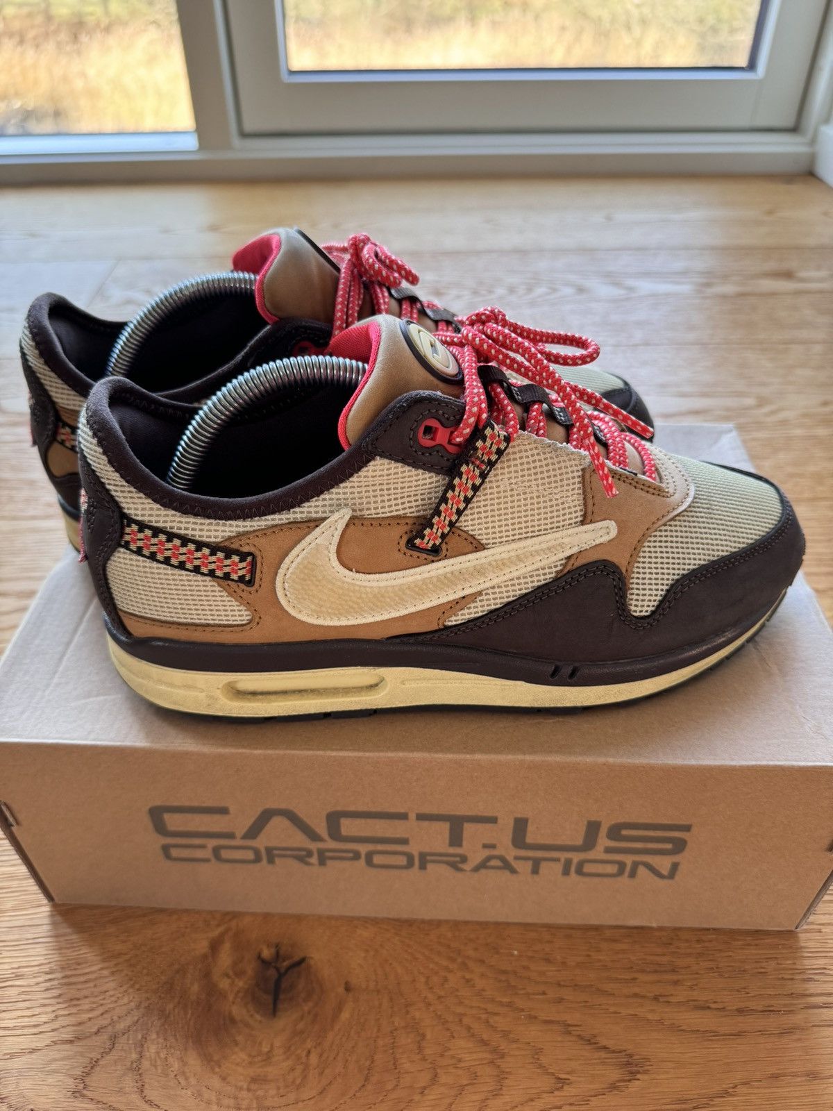 Nike × Travis Scott Travis Scott Nike AM1 | baroque brown | US9 Size US 9 / EU 42 - 5 Thumbnail