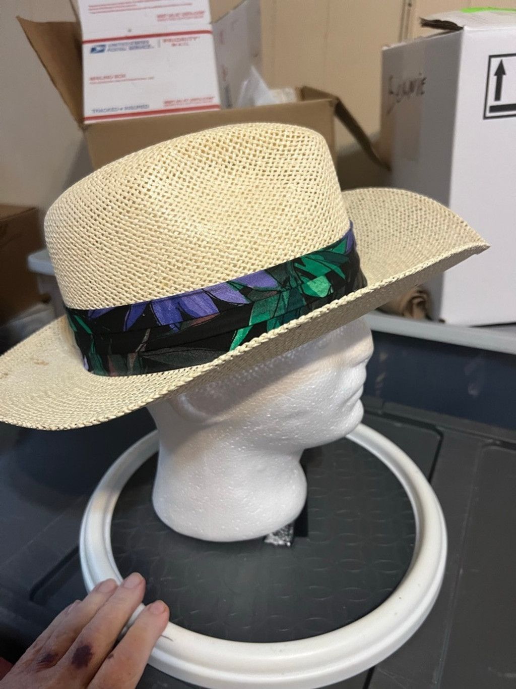 Other Peter Grimm Ltd. Beige Straw Hat with Green Floral Band Size ONE SIZE - 5 Thumbnail