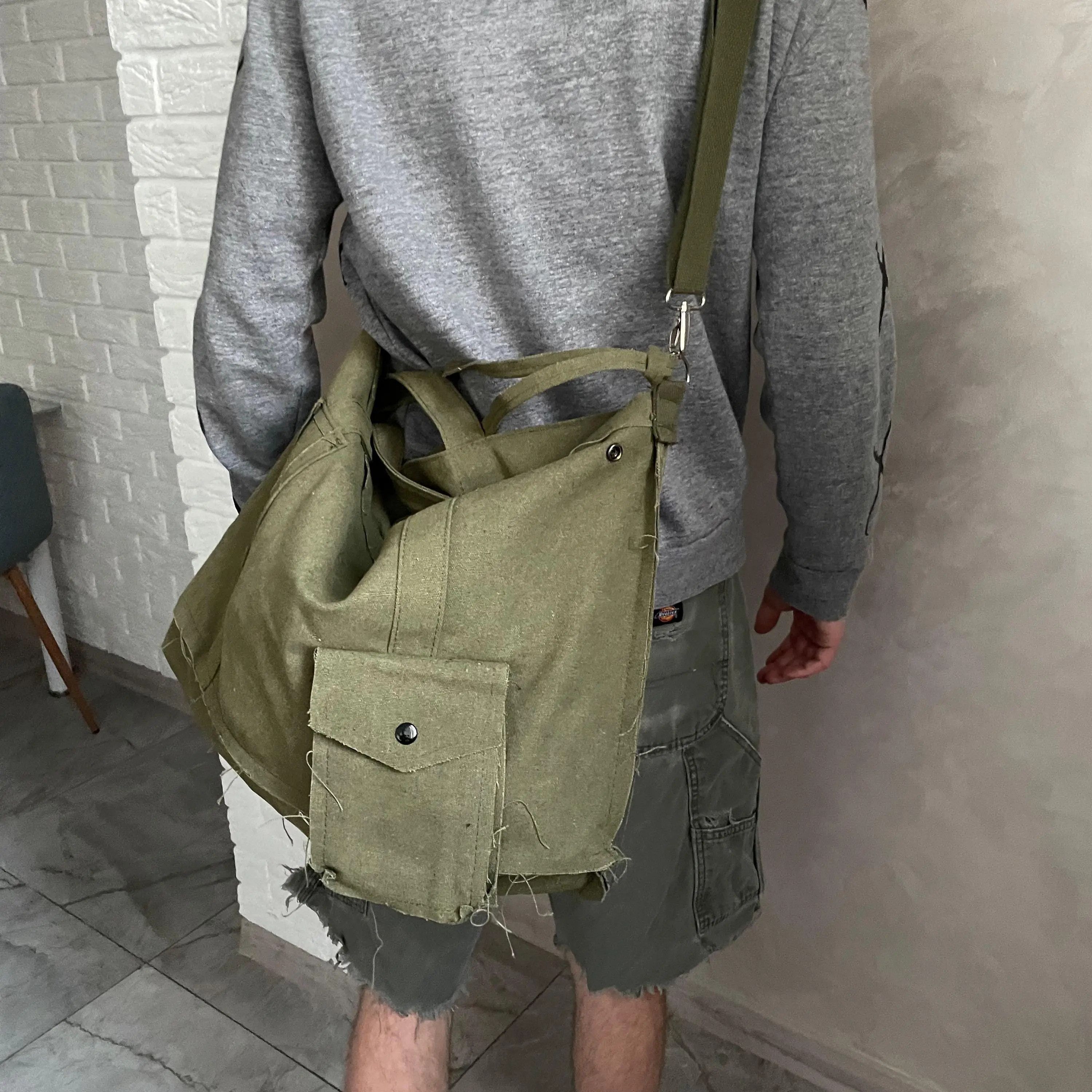 Other Large Canvas Messenger Bag y2k japanese style alt faded Size ONE SIZE - 8 Thumbnail