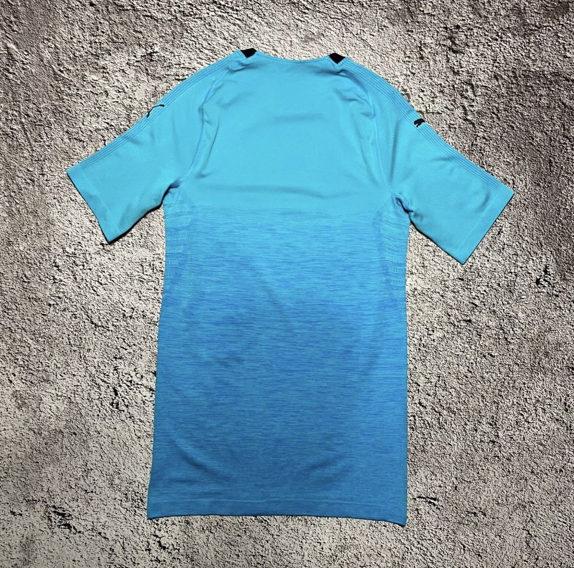 Puma OLYMPIQUE MARSEILLE 2018 2019 THIRD FOOTBALL SHIRT Size US L / EU 52-54 / 3 - 8 Thumbnail