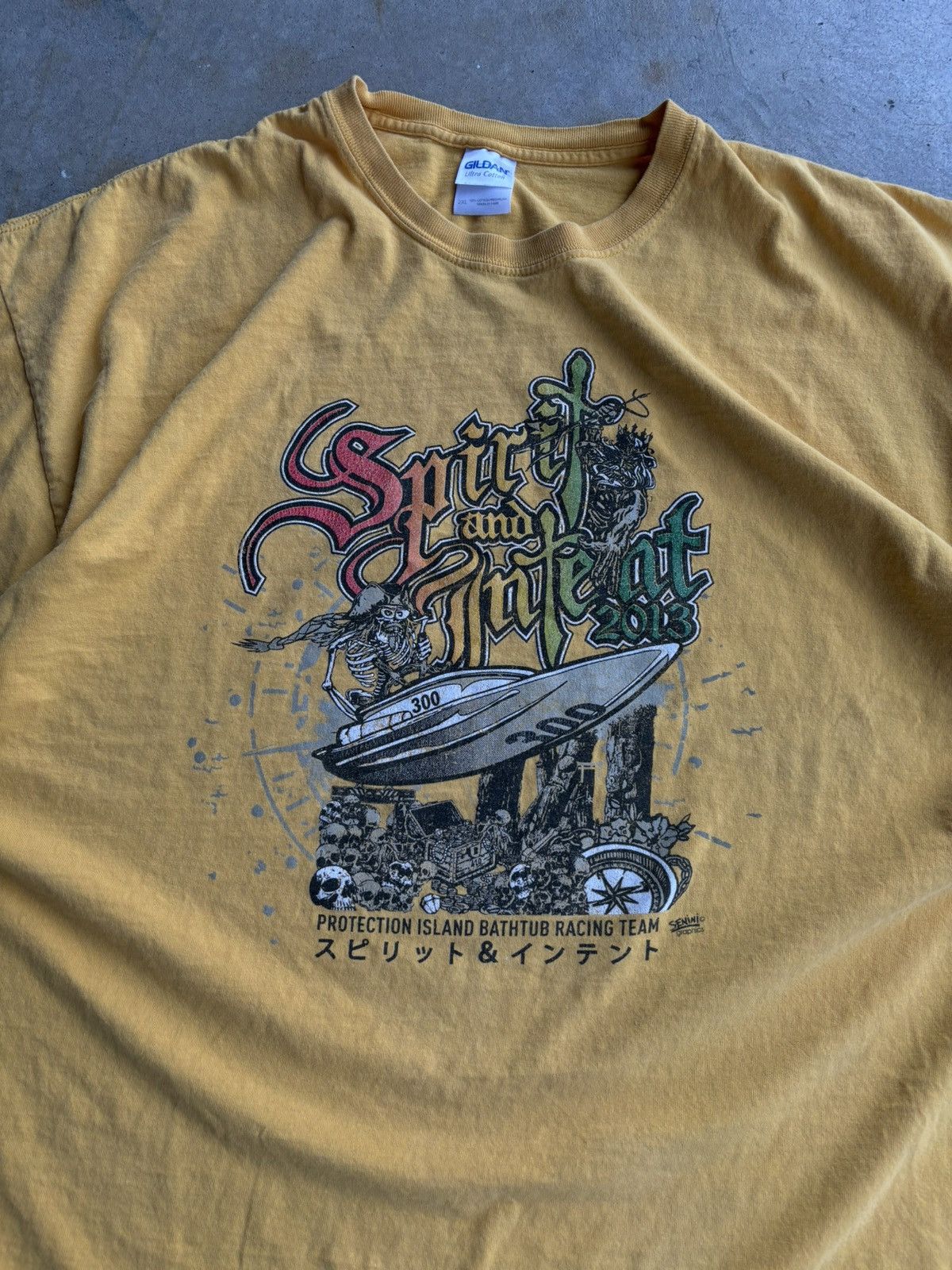 Vintage Crazy Faded Surf 2000s Skull Island Boat Racing Shirt Size US XL / EU 56 / 4 - 3 Thumbnail