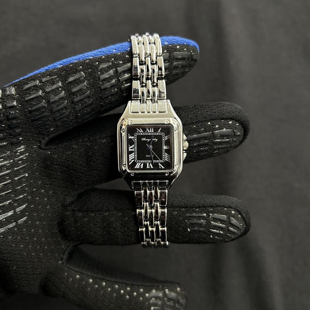 Vintage Vintage 2000s Style Black Rectangular Quartz Face Watch Size ONE SIZE - 2 Thumbnail